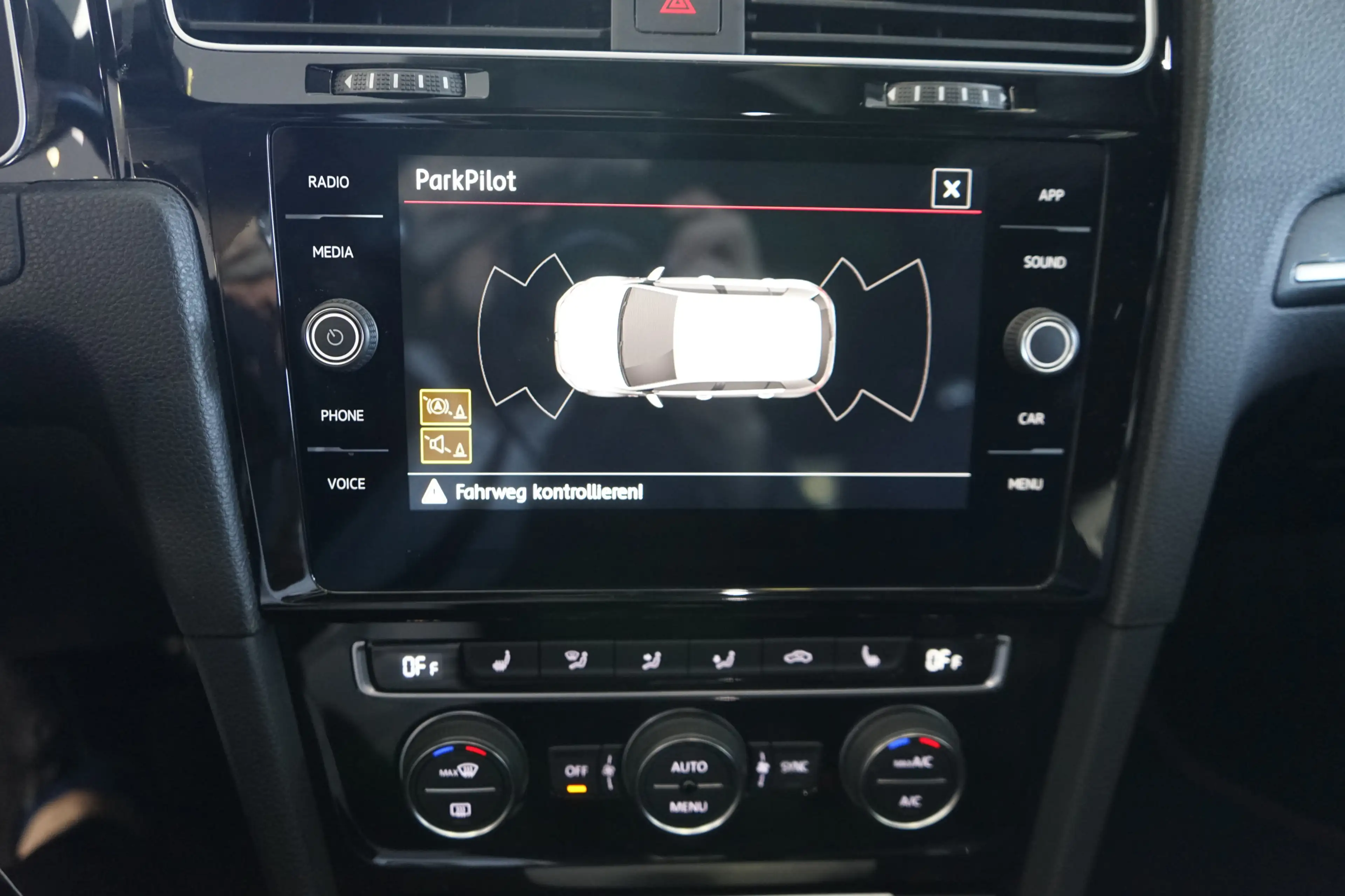 Volkswagen Golf GTI 2.0 TSI OPF DSG Performance GTI+PDC+KLIMA+Wintersa — photo 15