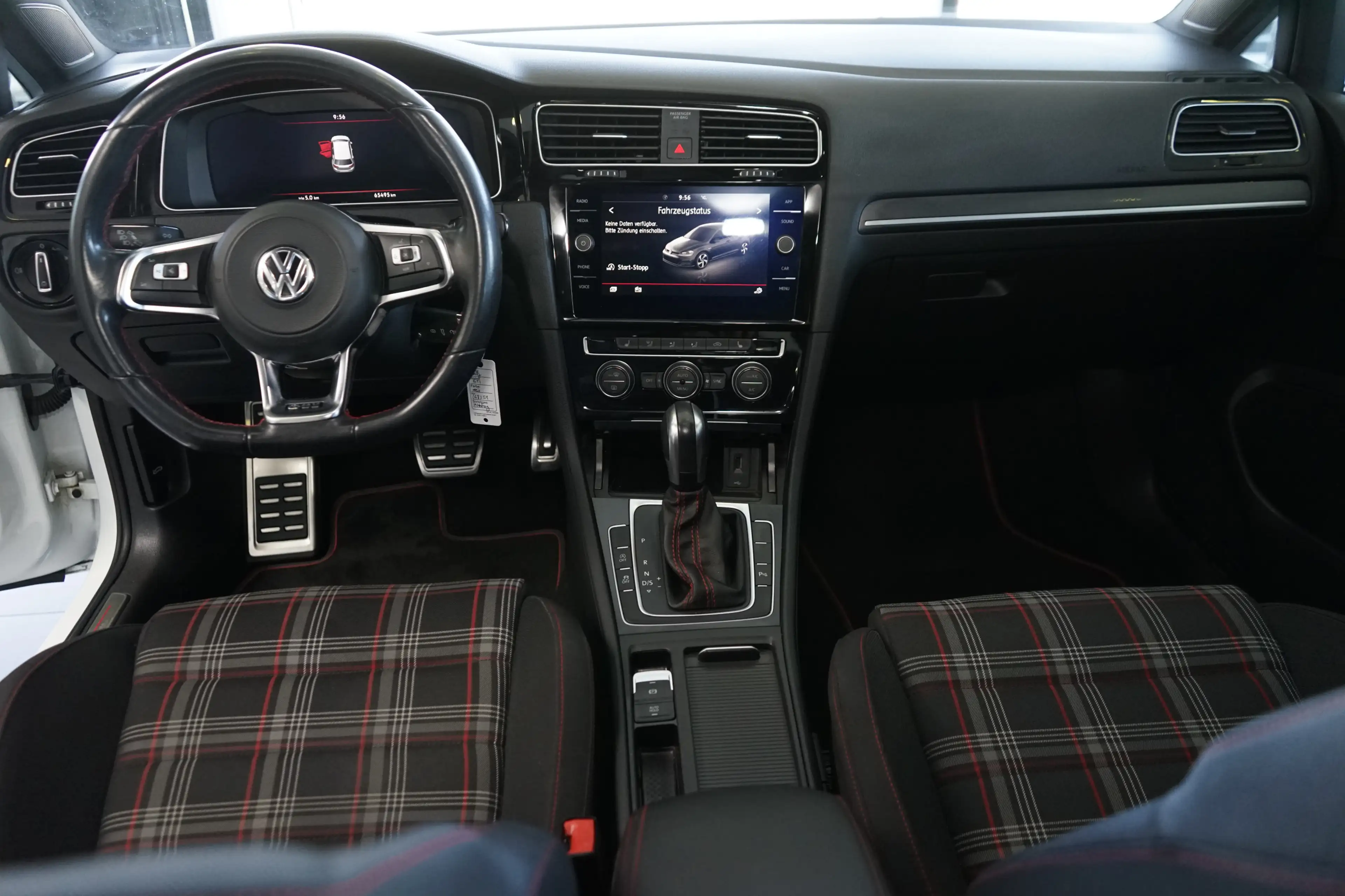 Volkswagen Golf GTI 2.0 TSI OPF DSG Performance GTI+PDC+KLIMA+Wintersa — photo 9