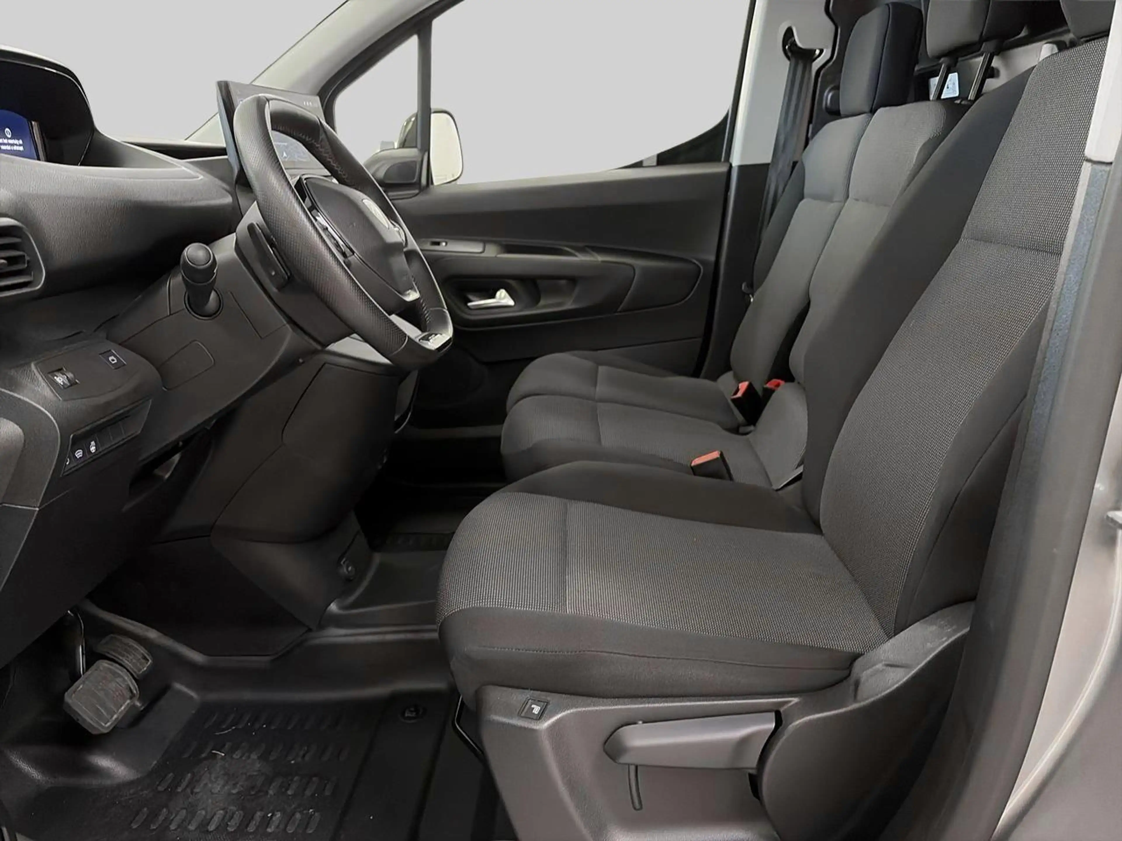Peugeot Partner 50kWh L1 Heavy — photo 14