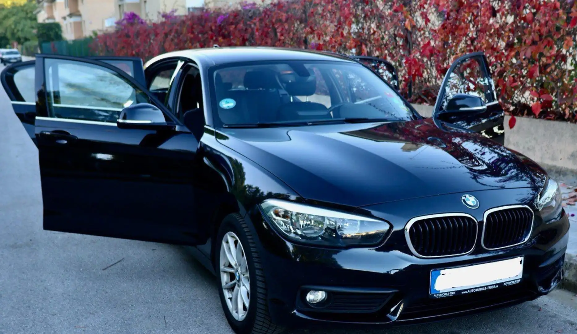 BMW 116 116dA - 2