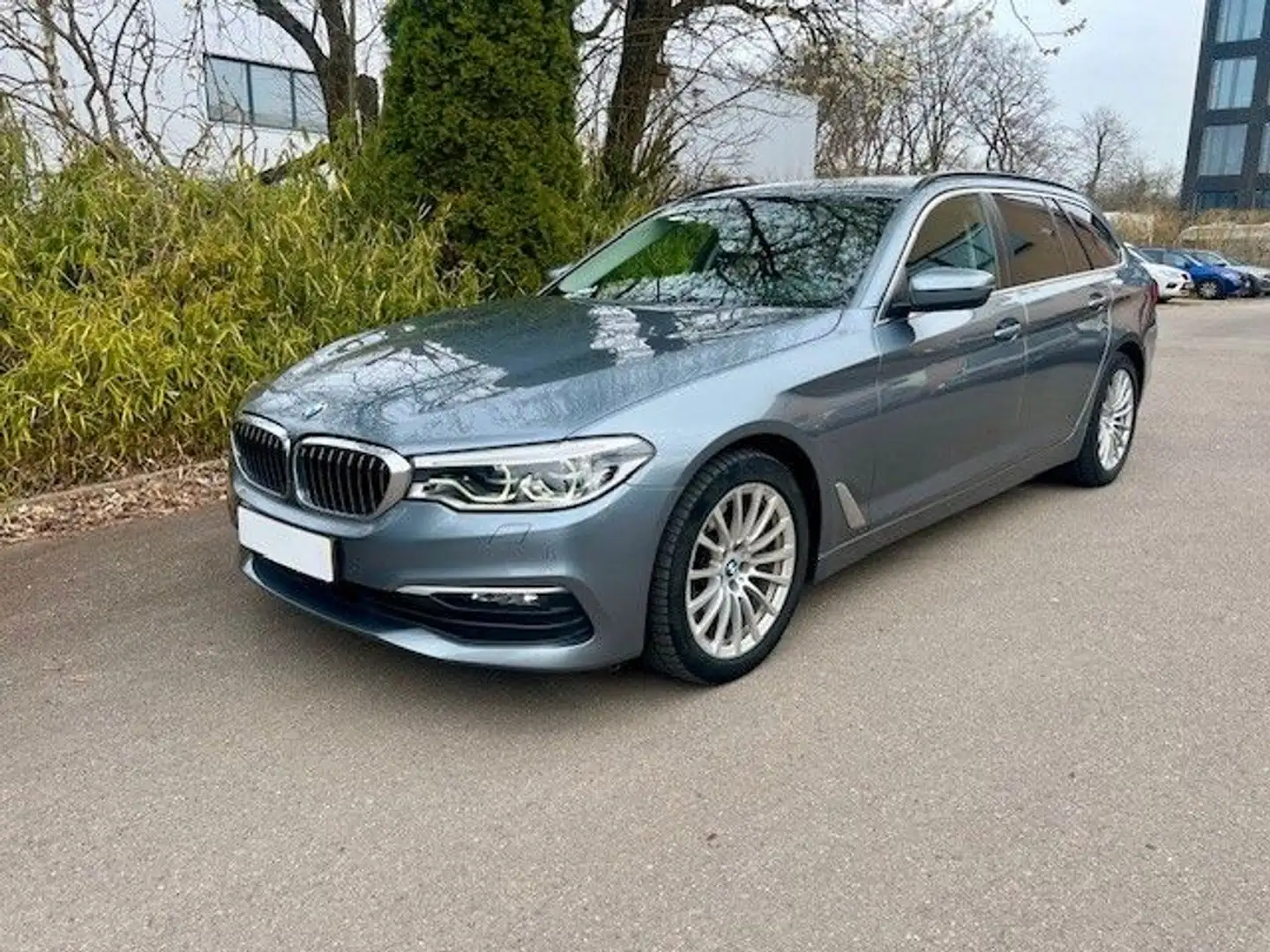 BMW 540 Baureihe 5 Touring d xDrive - AHK - HEADUP Bleu - 1