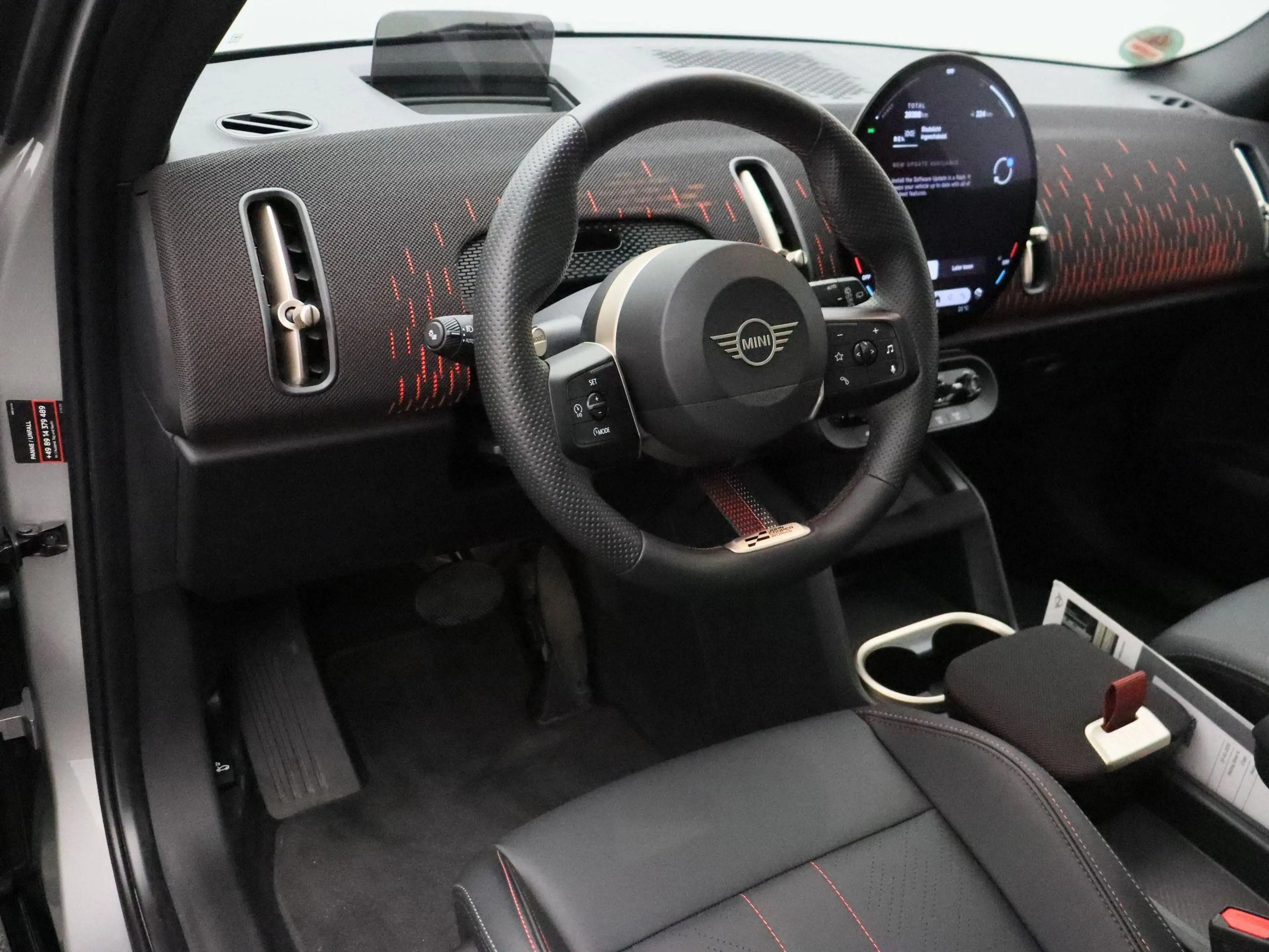 MINI Countryman E JCW Pakket + Pakket XL + Glazen panoramadak + Trek — photo 11