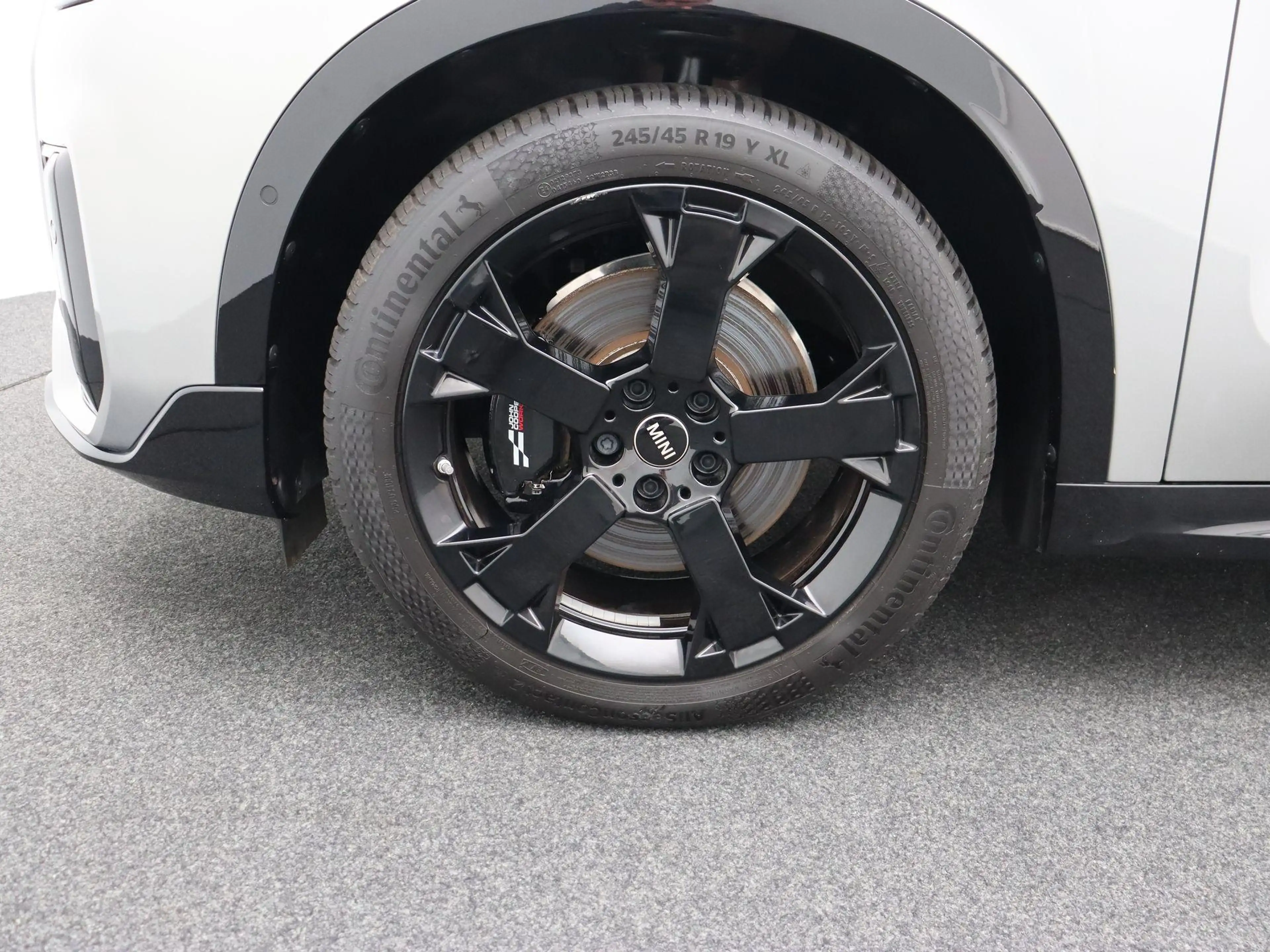 MINI Countryman E JCW Pakket + Pakket XL + Glazen panoramadak + Trek — photo 9