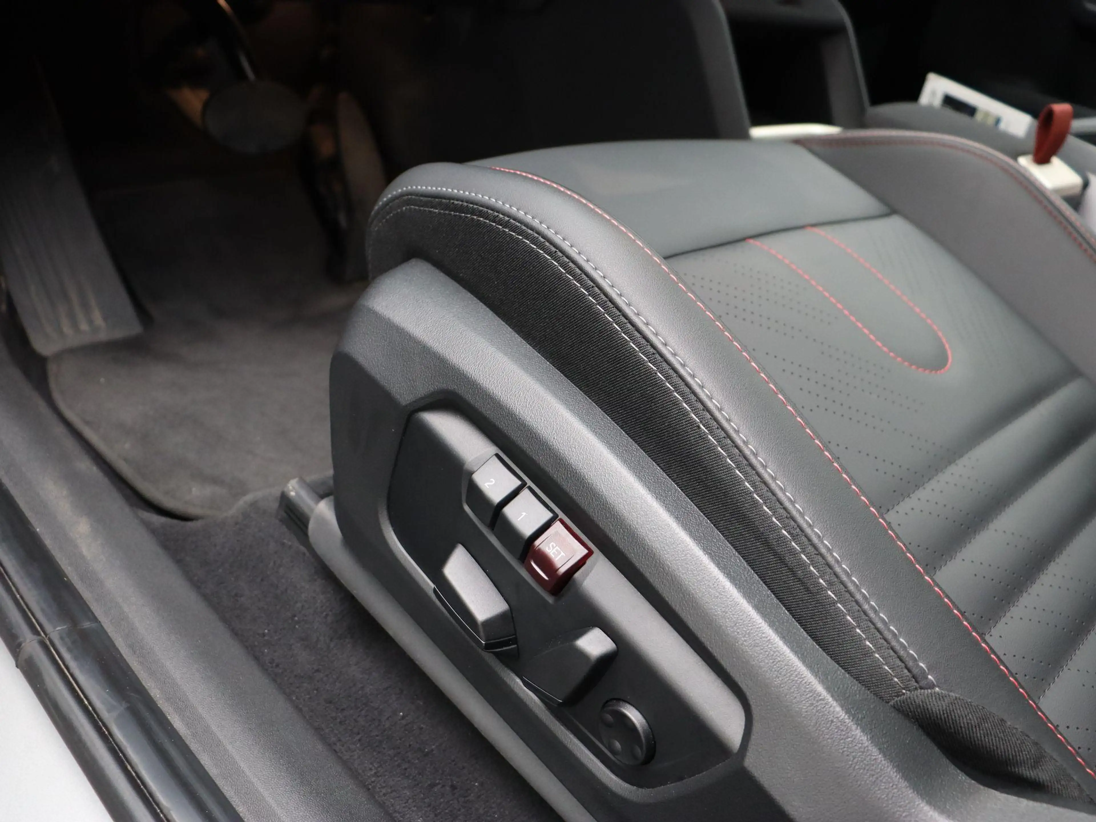 MINI Countryman E JCW Pakket + Pakket XL + Glazen panoramadak + Trek — photo 13