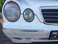 Mercedes-Benz E 280 Elegance Weiß - thumbnail 2