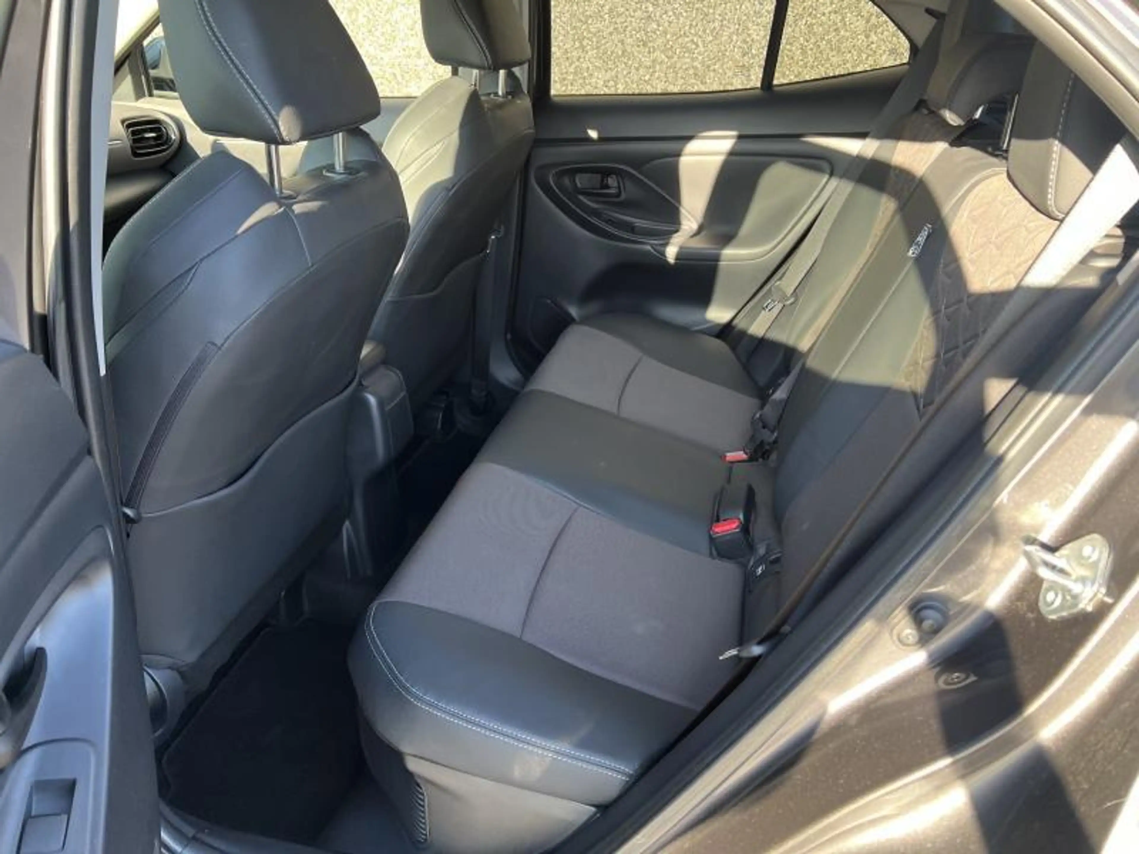 Toyota Yaris Cross 1.5 Hybrid Elegant — photo 13