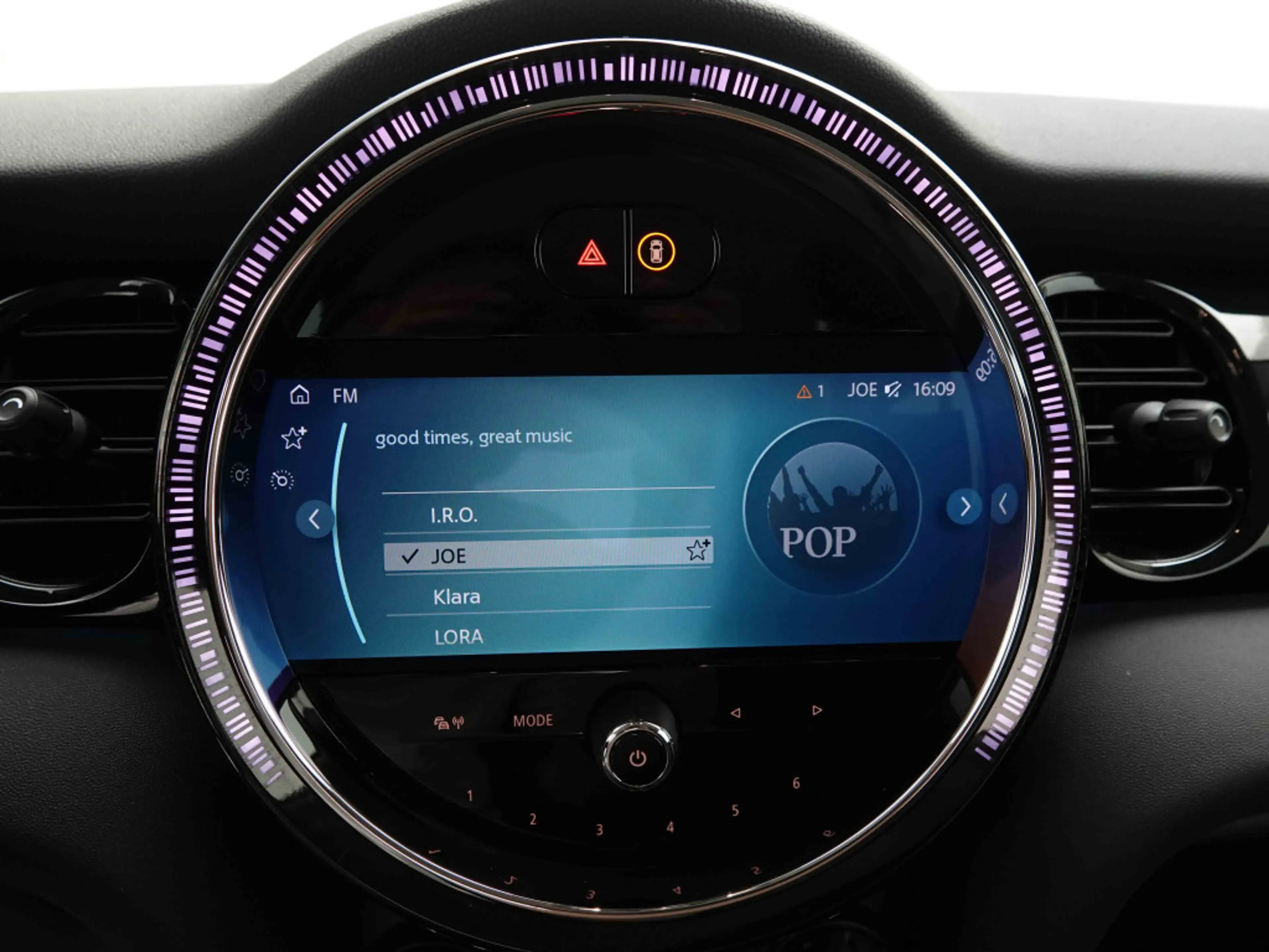 MINI Cooper SE 28.9 kWh 184 Essential | GPS | Heated Seats | Heatpump | LED — photo 12