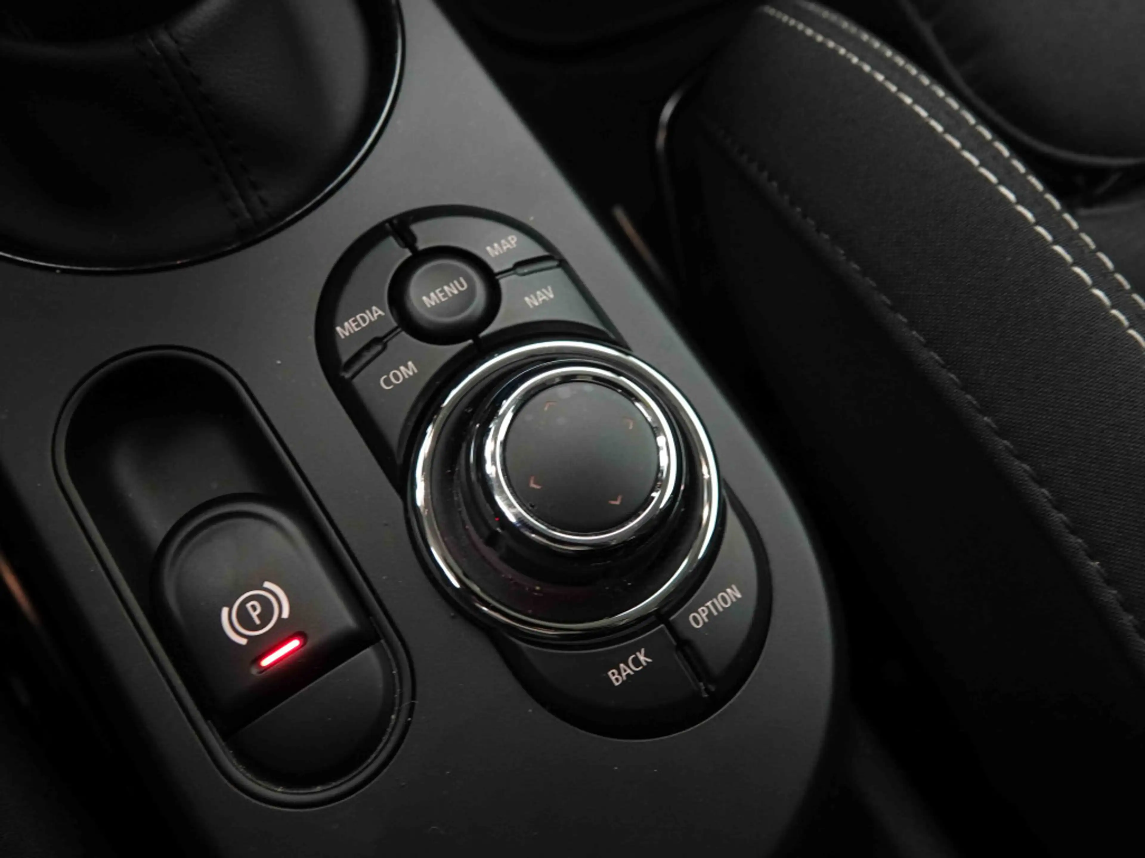 MINI Cooper SE 28.9 kWh 184 Essential | GPS | Heated Seats | Heatpump | LED — photo 14