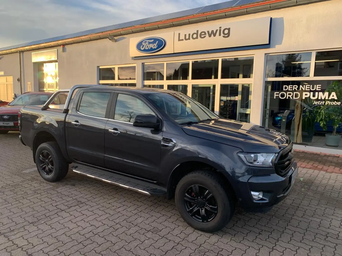 Ford Ranger Limited Doppelkabine 4x4 Rollo ACC AHK Grau - 1