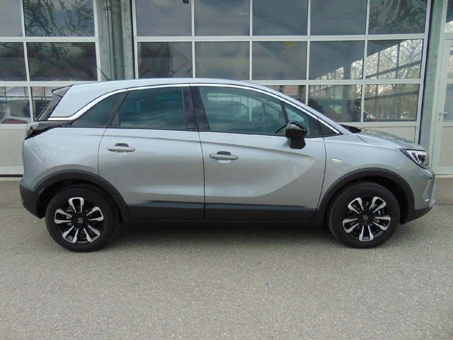Opel Crossland 1.2 Turbo Elegance Gris - 2