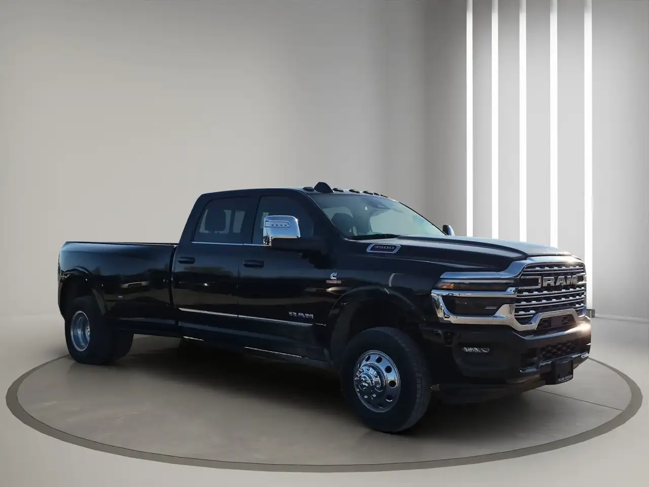 RAM 3500 снимка RAM 3500
