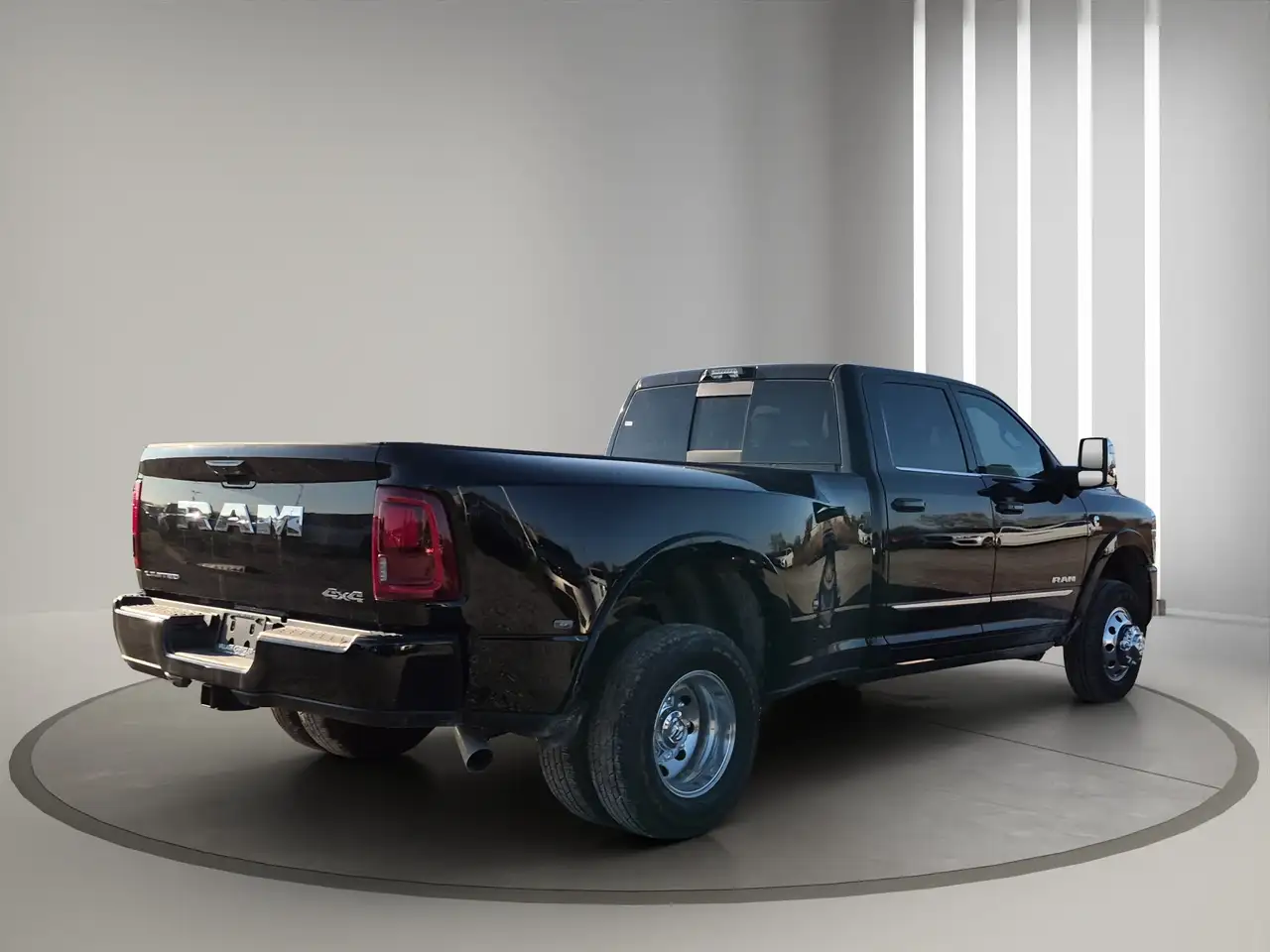 RAM 3500 снимка RAM 3500