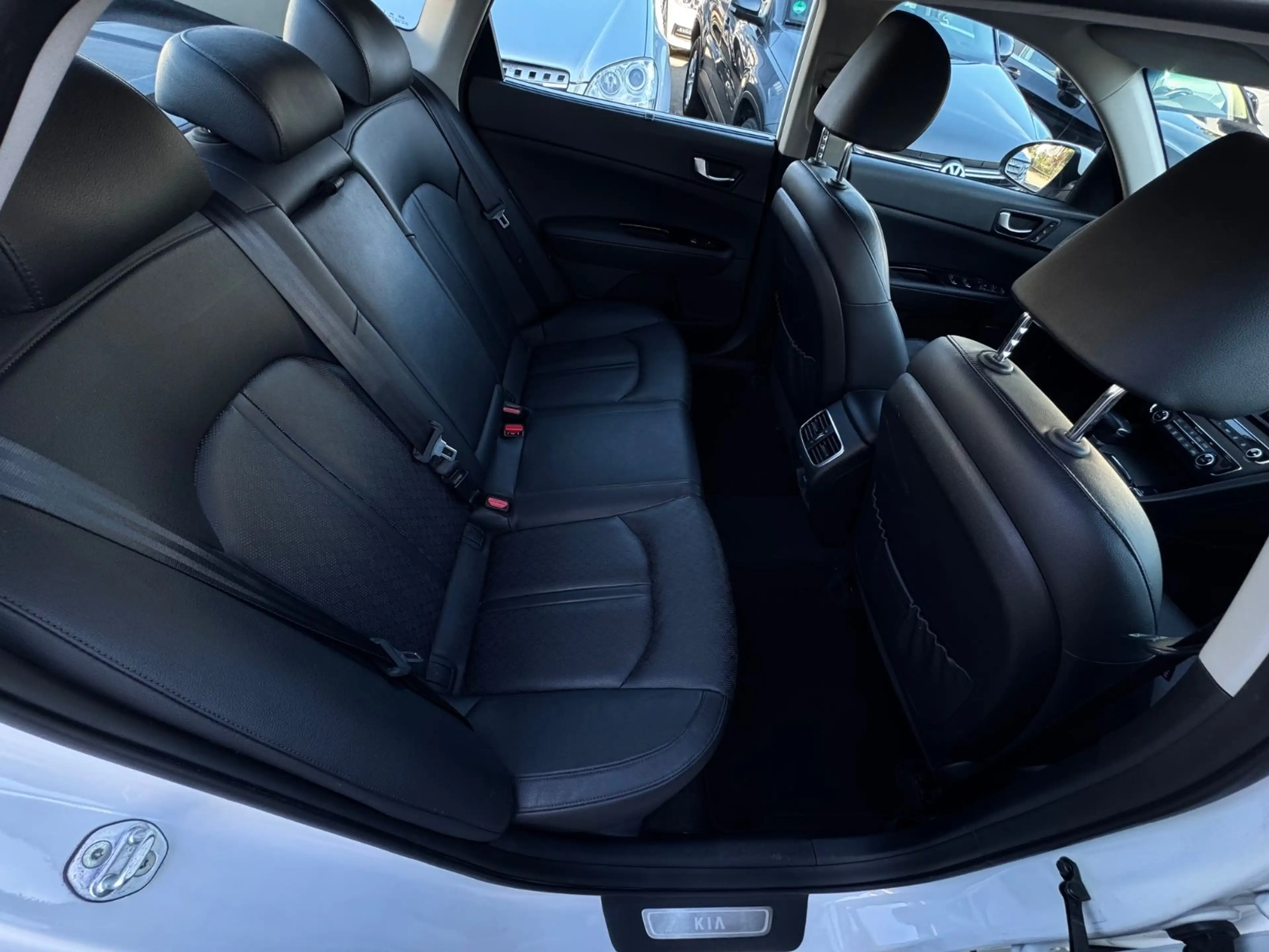 Kia Optima SPIRIT Hybrid LIMOUSINE*VOLL*GARANTIE* — photo 11