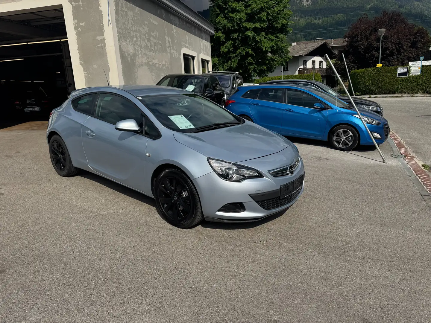Opel Astra Basis Grau - 1