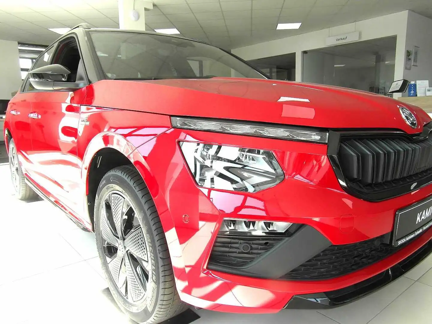 Skoda Kamiq 1.0 TSI DSG MC, AHK,Navi,Kamera Rot - 1