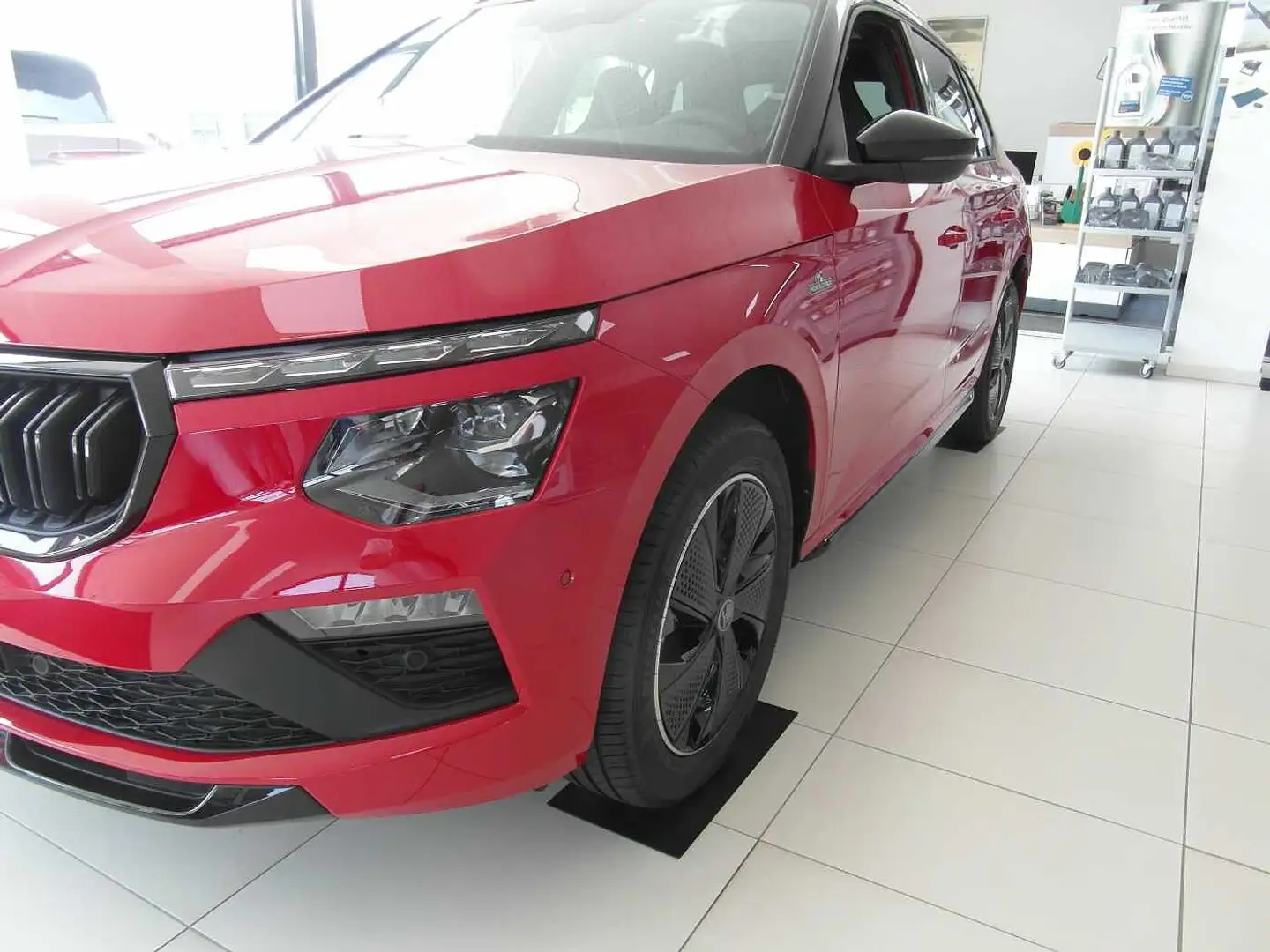 Skoda Kamiq 1.0 TSI DSG MC, AHK,Navi,Kamera Rot - 2