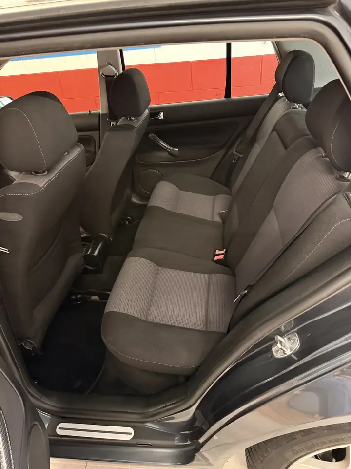 Volkswagen Golf 5p 1.6 Highline 105cv, foto 4