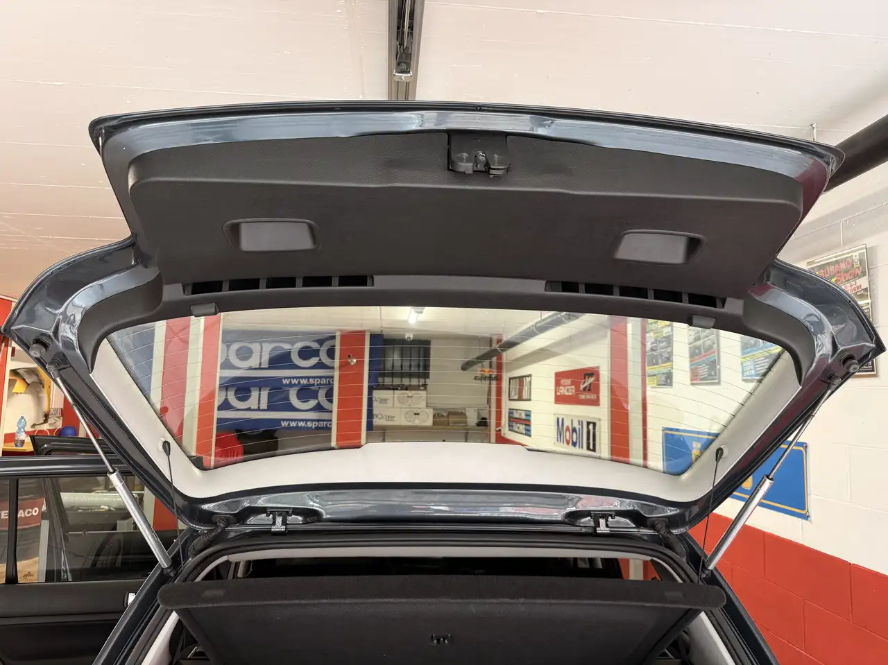 Volkswagen Golf 5p 1.6 Highline 105cv, foto 5