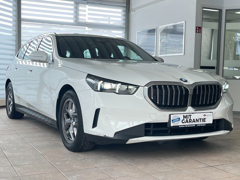 BMW 520 d Neues Modell KAM Sportsitze DA Unfallfrei — photo 2