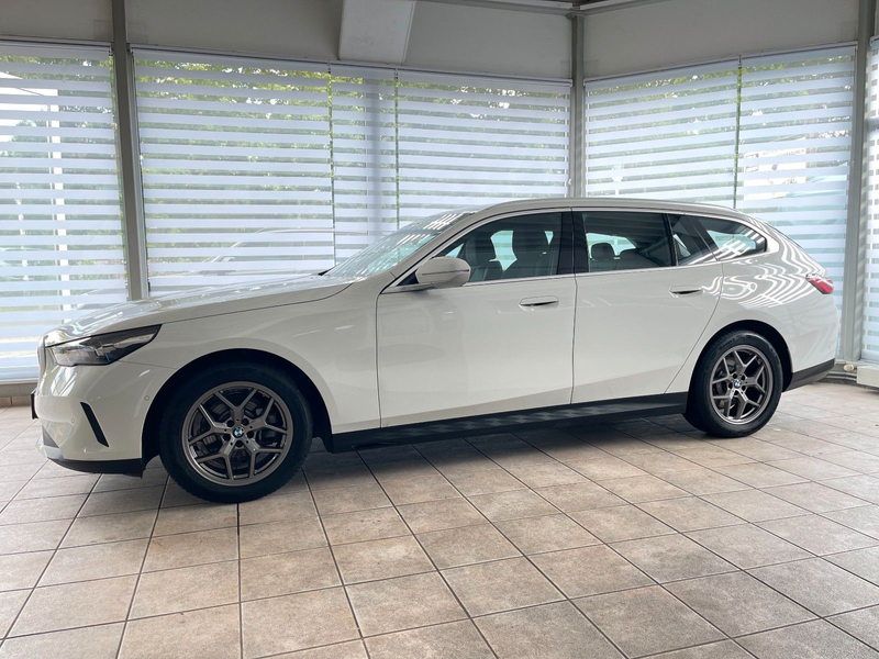 BMW 520 d Neues Modell KAM Sportsitze DA Unfallfrei — photo 5
