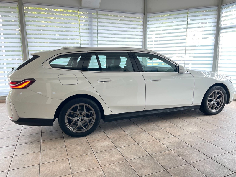 BMW 520 d Neues Modell KAM Sportsitze DA Unfallfrei — photo 6