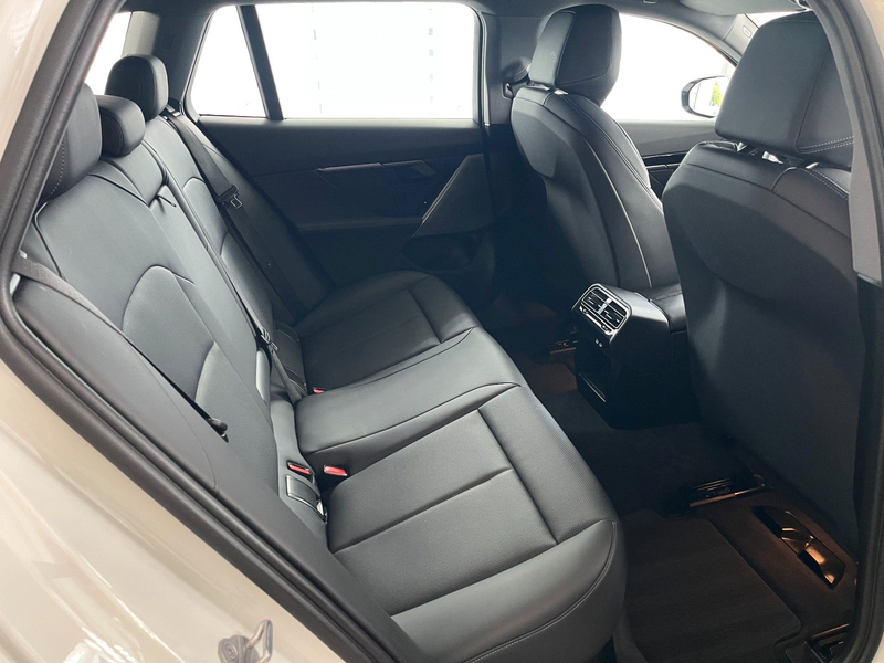 BMW 520 d Neues Modell KAM Sportsitze DA Unfallfrei — photo 12