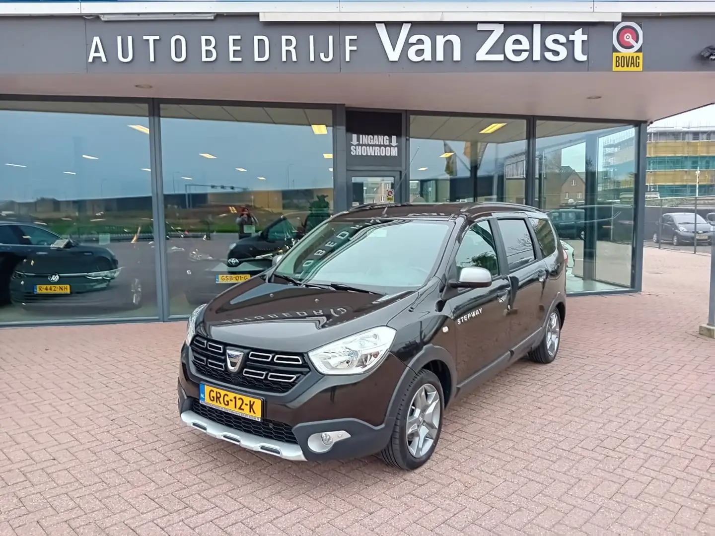 Dacia Lodgy 1.2 TCe Série Limitée Stepway 7p. Airco, Multimedi Siyah - 1