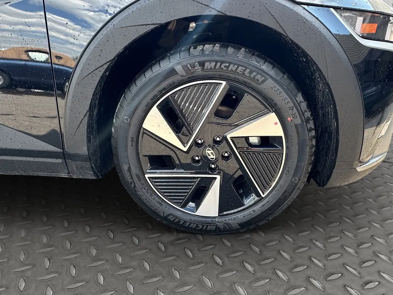 Hyundai IONIQ 5 снимка Hyundai IONIQ 5