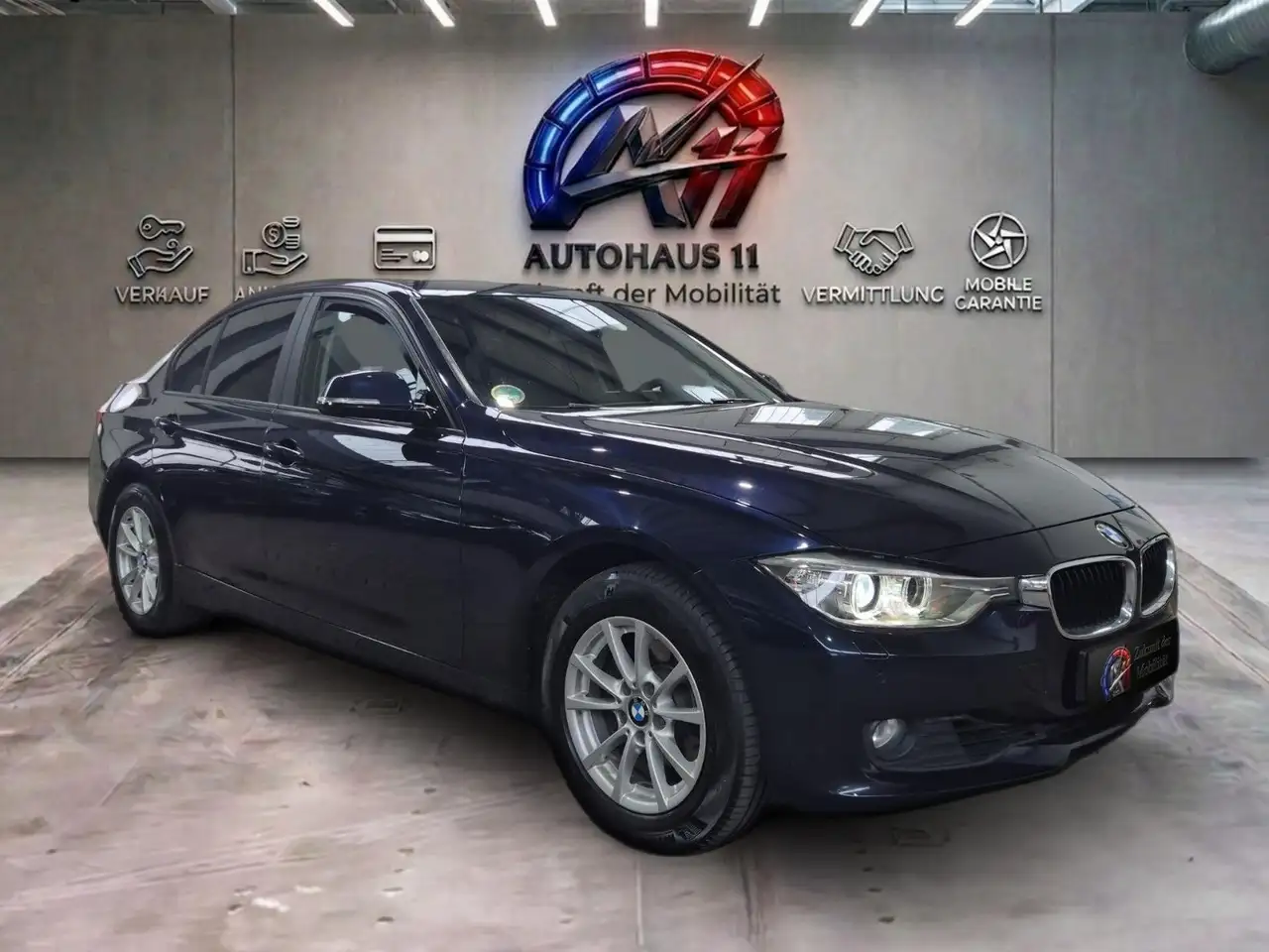 BMW 320 i M SPORT AUT/CARPLAY/A-AUTO/KAMERA/NAVI/XENO — photo 1 of 15