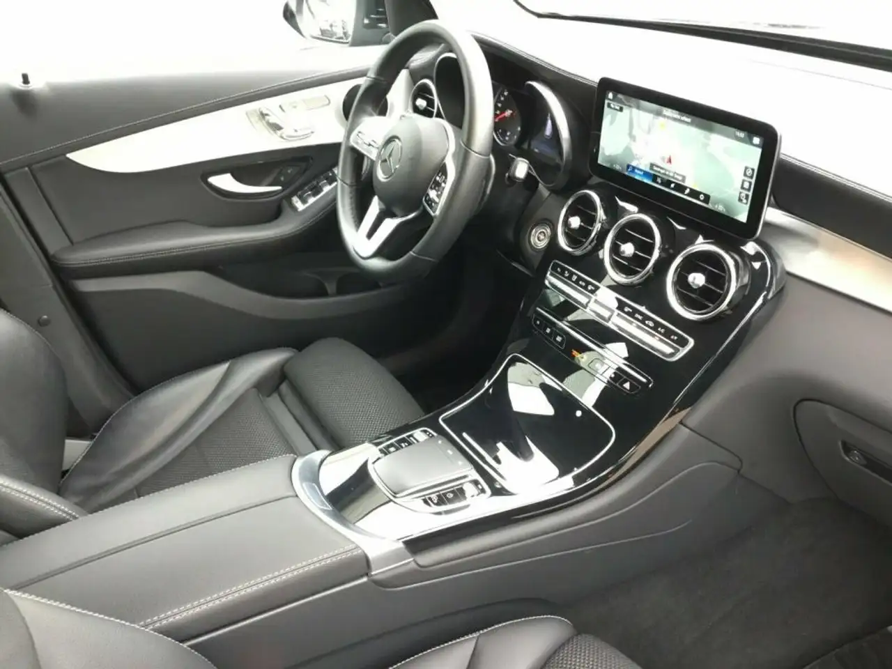 Mercedes-Benz GLC 220 d 4M LED/KAMERA/NAVI 10