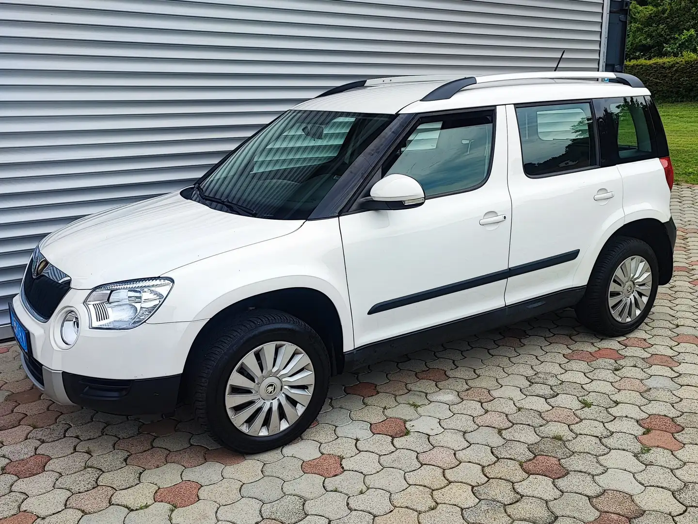 Skoda Yeti Allrad, Anhängerkupplung Weiß - 1