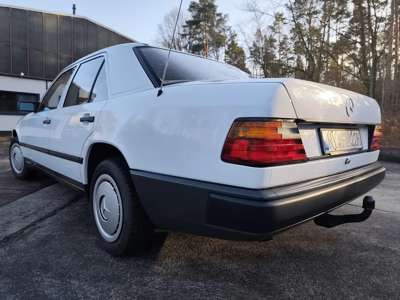 Mercedes-Benz E 200 E-Klasse D Mercedes-Benz W124 200 Diesel "Mopf 0" 69.000km AHK TÜV Neu 2028, foto 11