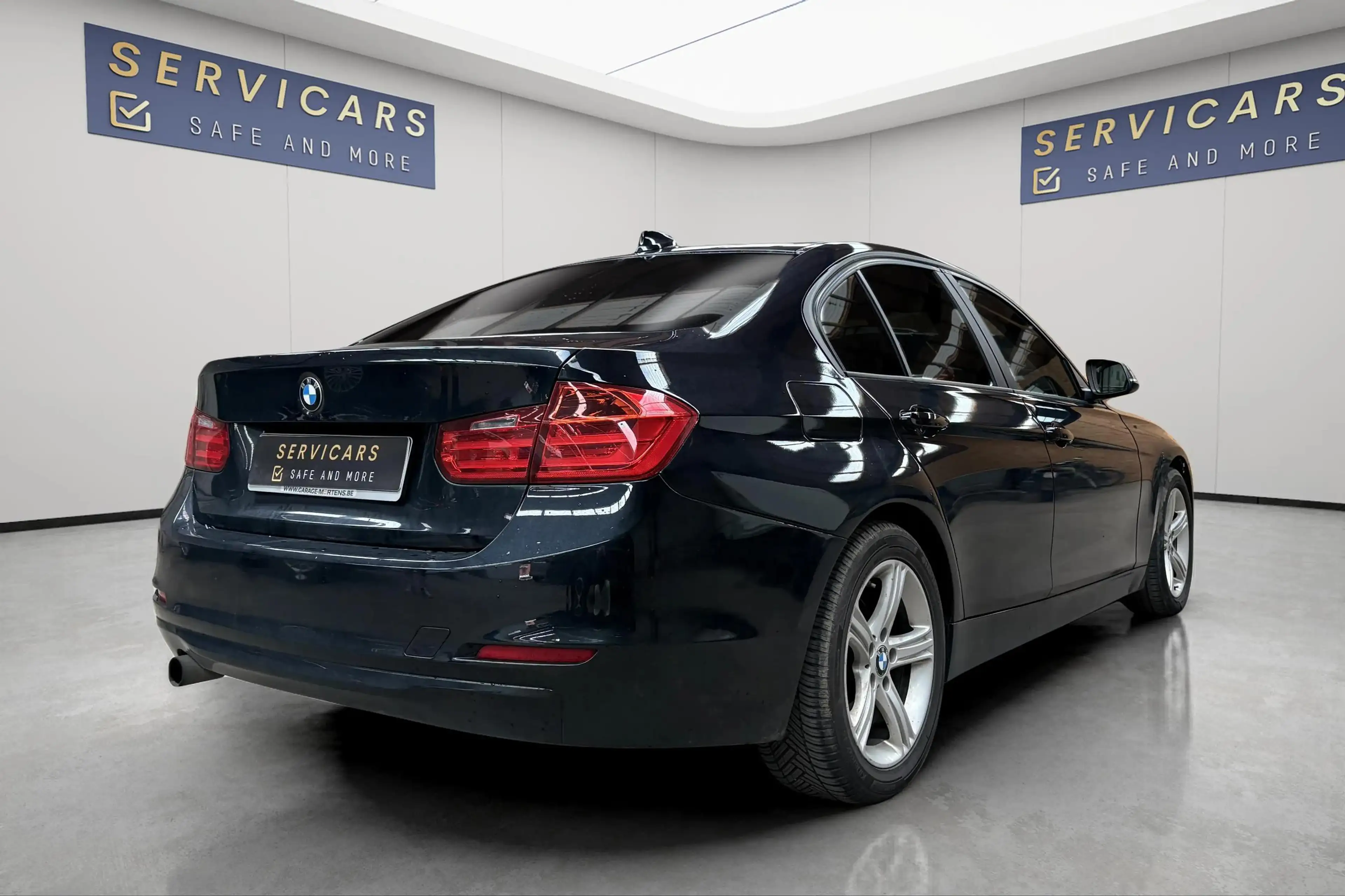 BMW 316 iA / AUTO / CUIR / NAVI / GARANTIE 12 MOIS — photo 5