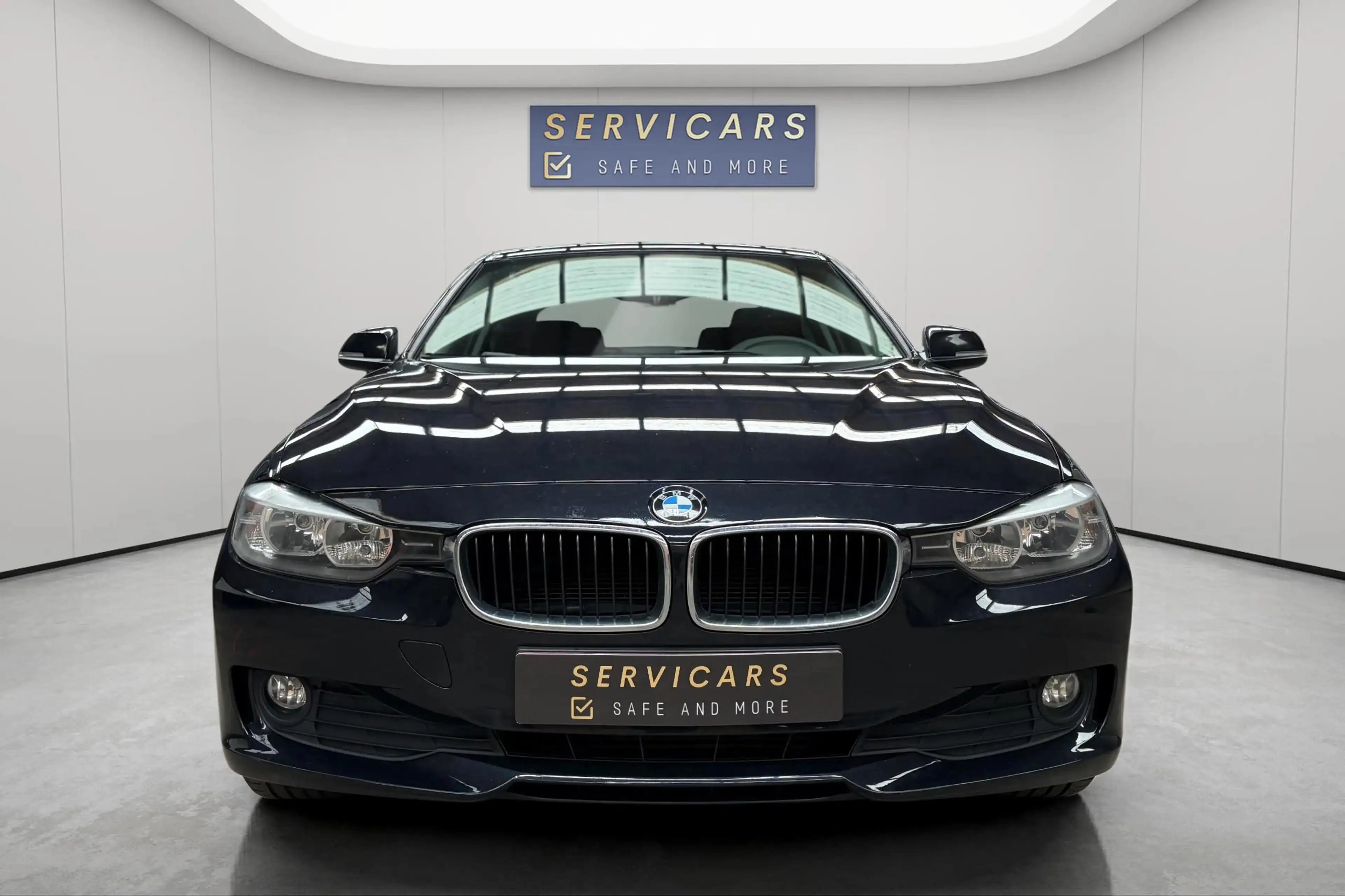 BMW 316 iA / AUTO / CUIR / NAVI / GARANTIE 12 MOIS — photo 3