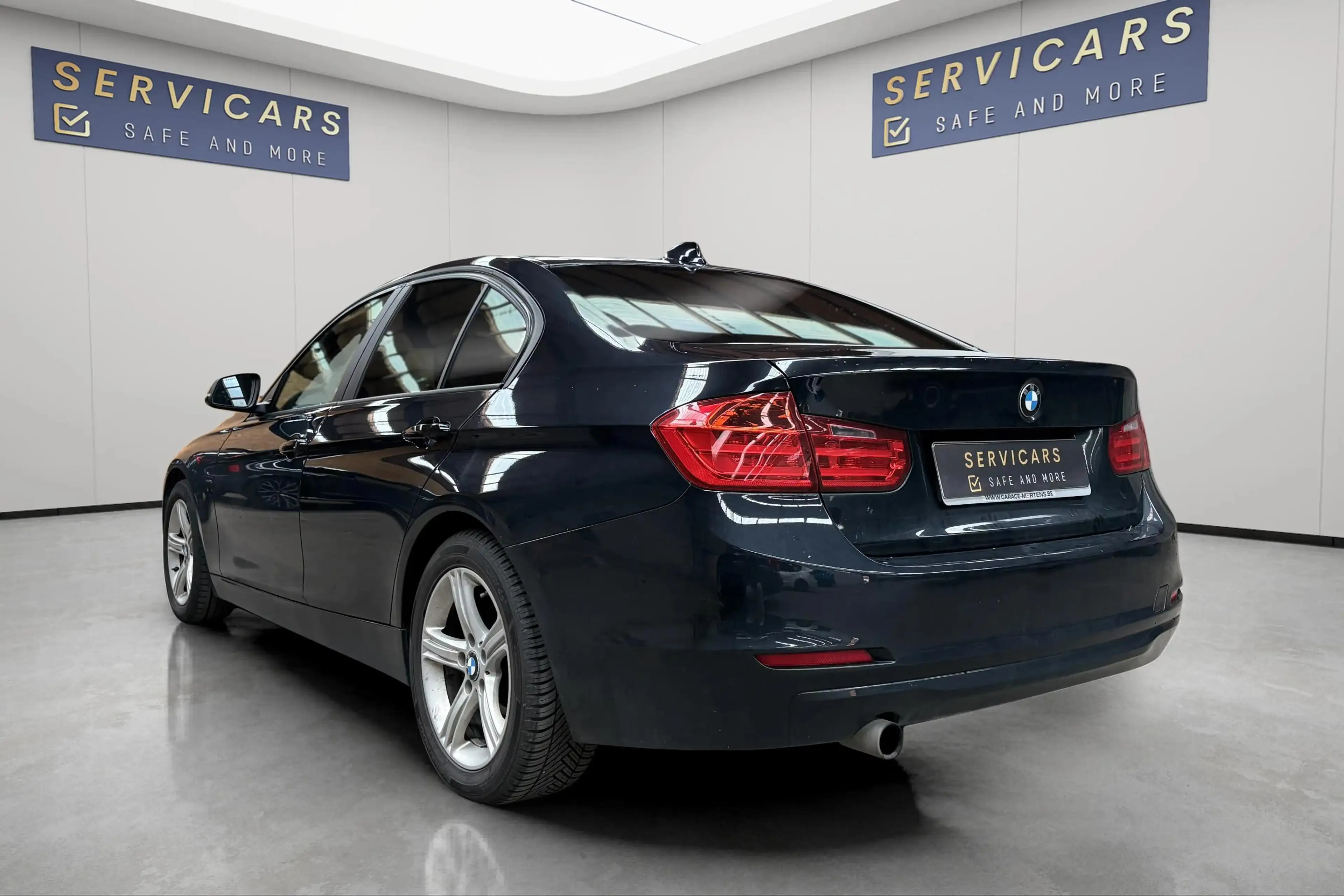 BMW 316 iA / AUTO / CUIR / NAVI / GARANTIE 12 MOIS — photo 7