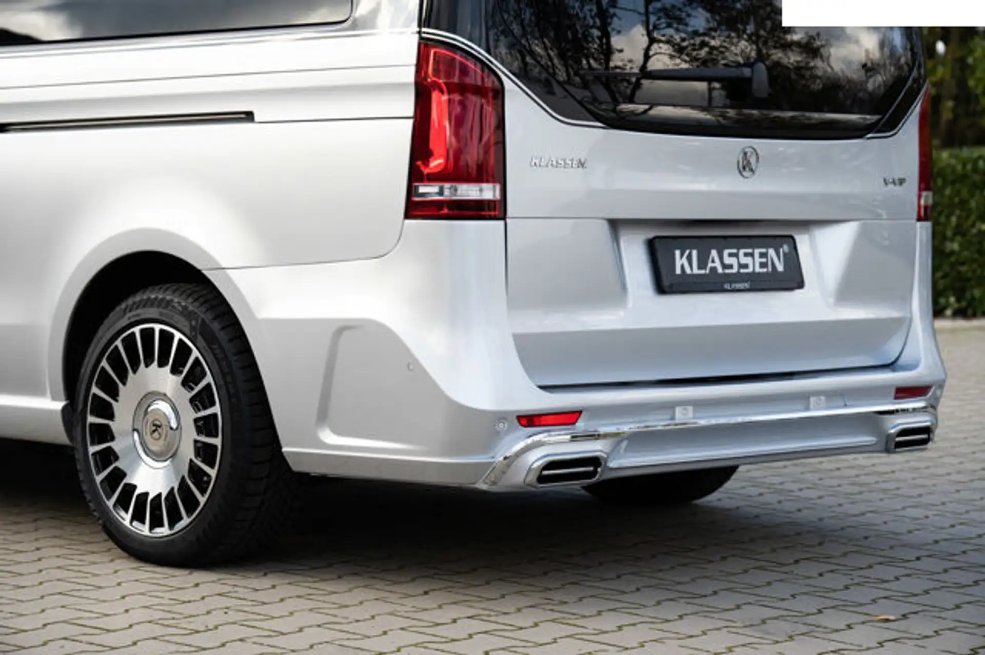 벤츠 V-Class V 220 2026 화이트 사진 5