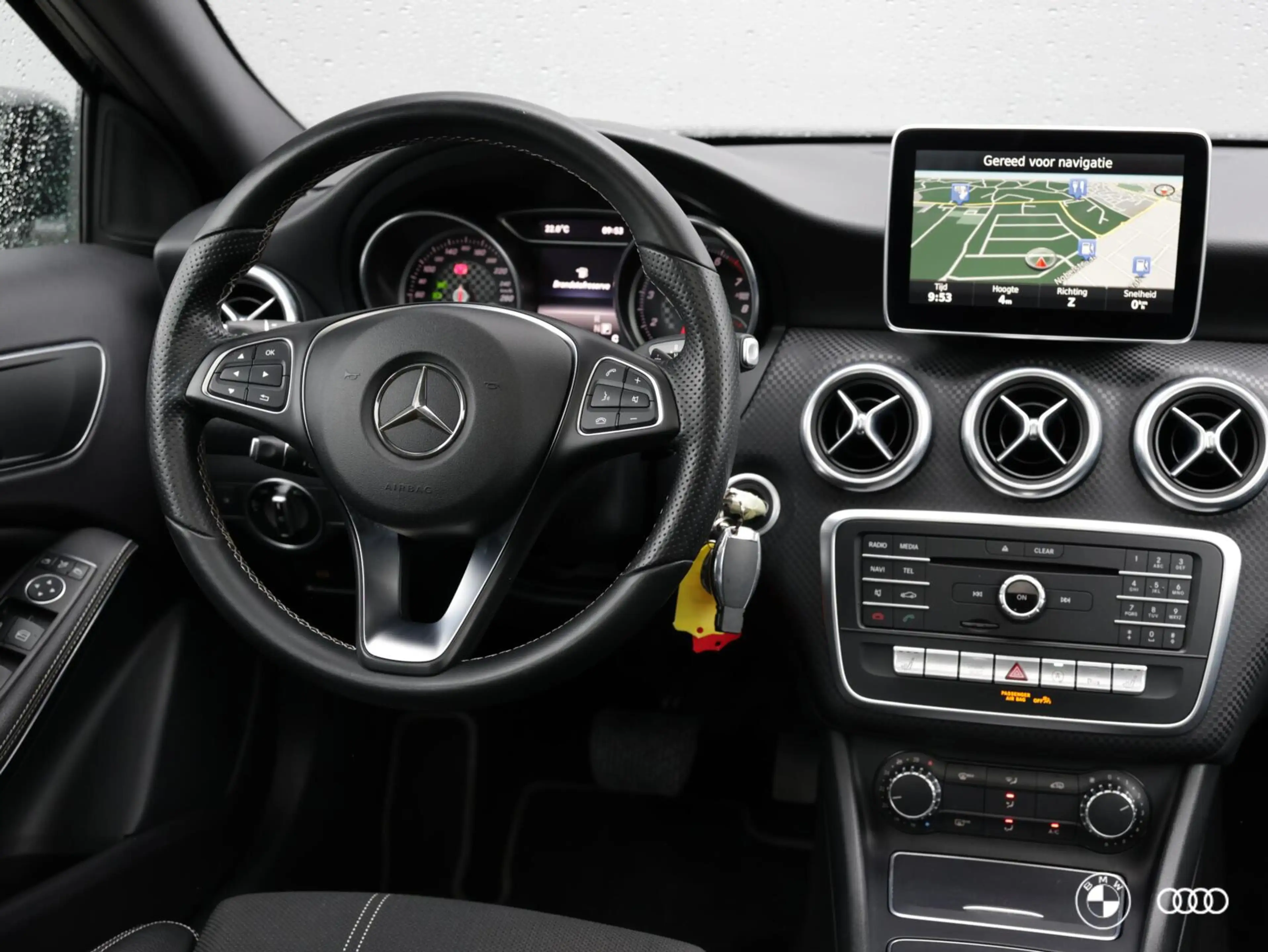 Mercedes-Benz A 180 PRESTIGE / PANODAK / TREKHAAK / STOELVW / 17" — photo 7