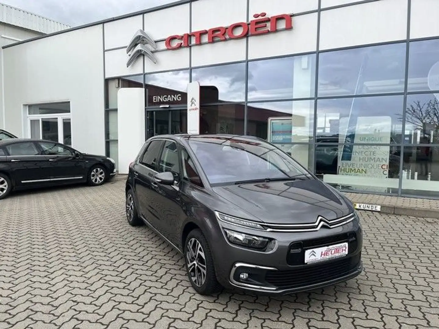 Citroen C4 Picasso PureTech 130 Stop&Start SELECTION Grau - 2