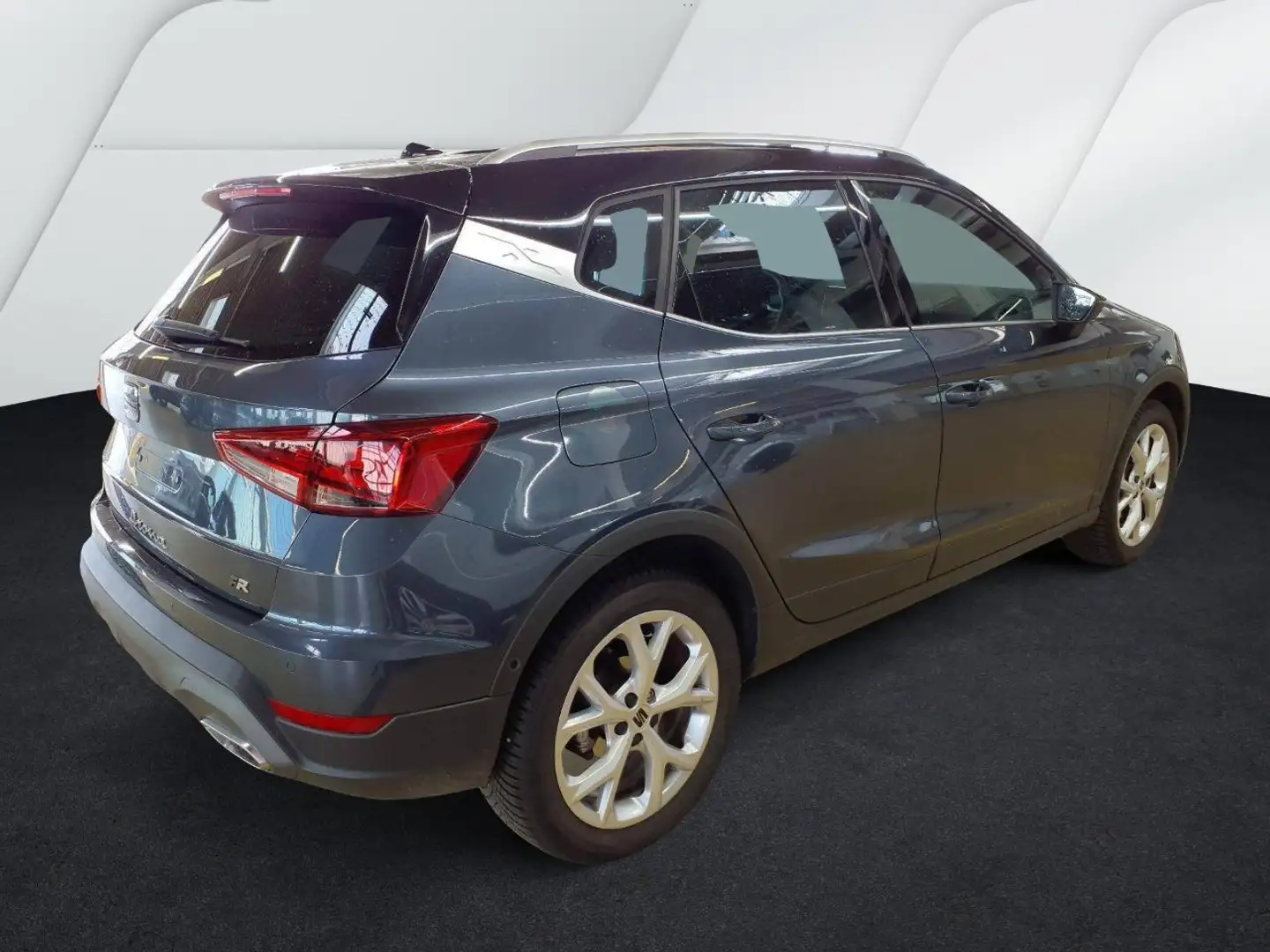 SEAT Arona FR 1.0 TSI DSG / Navi, ParkAssi, LED, RFK Grau - 2