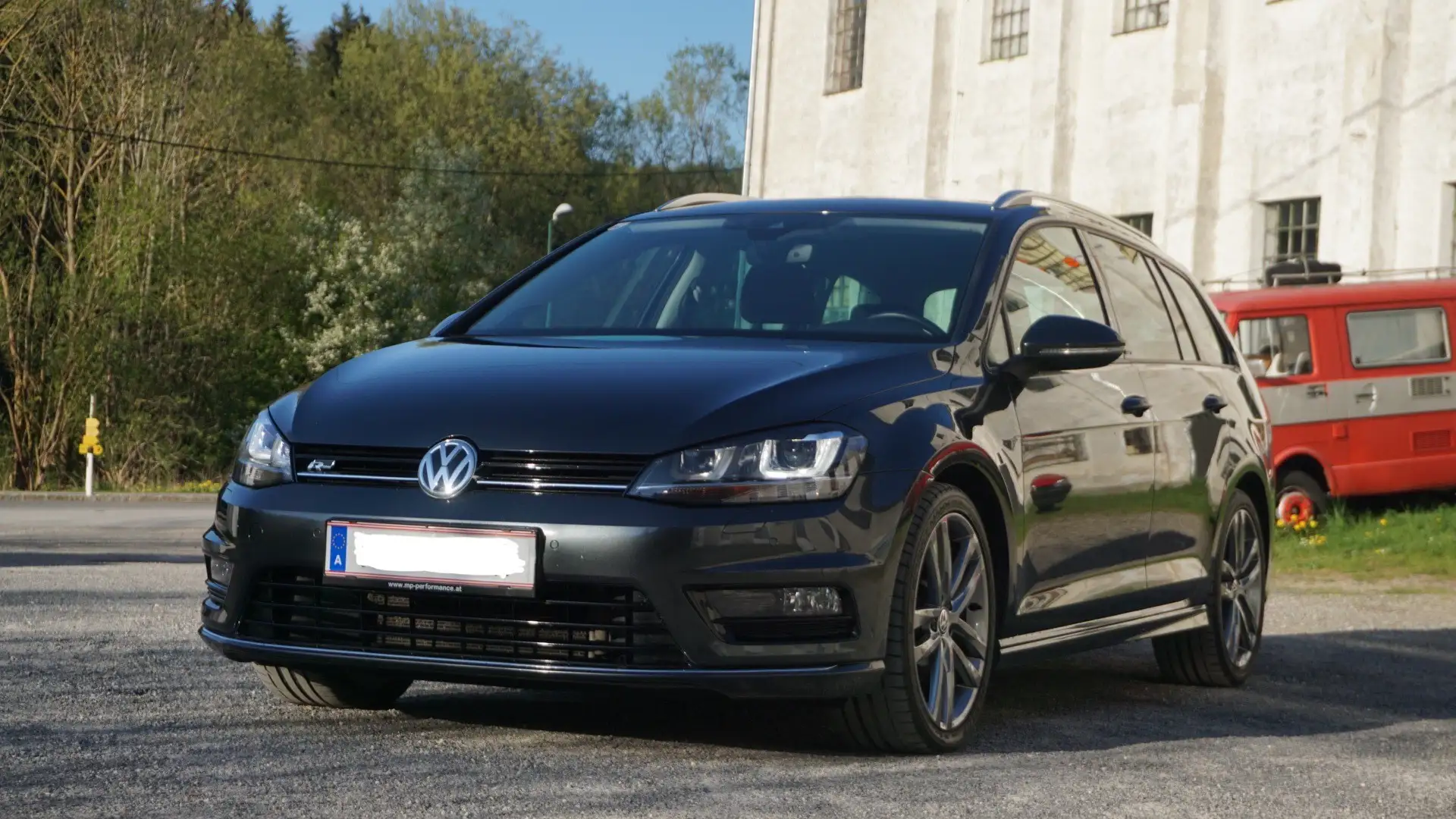 Volkswagen Golf Variant 1.6 TDI R-Line - 2
