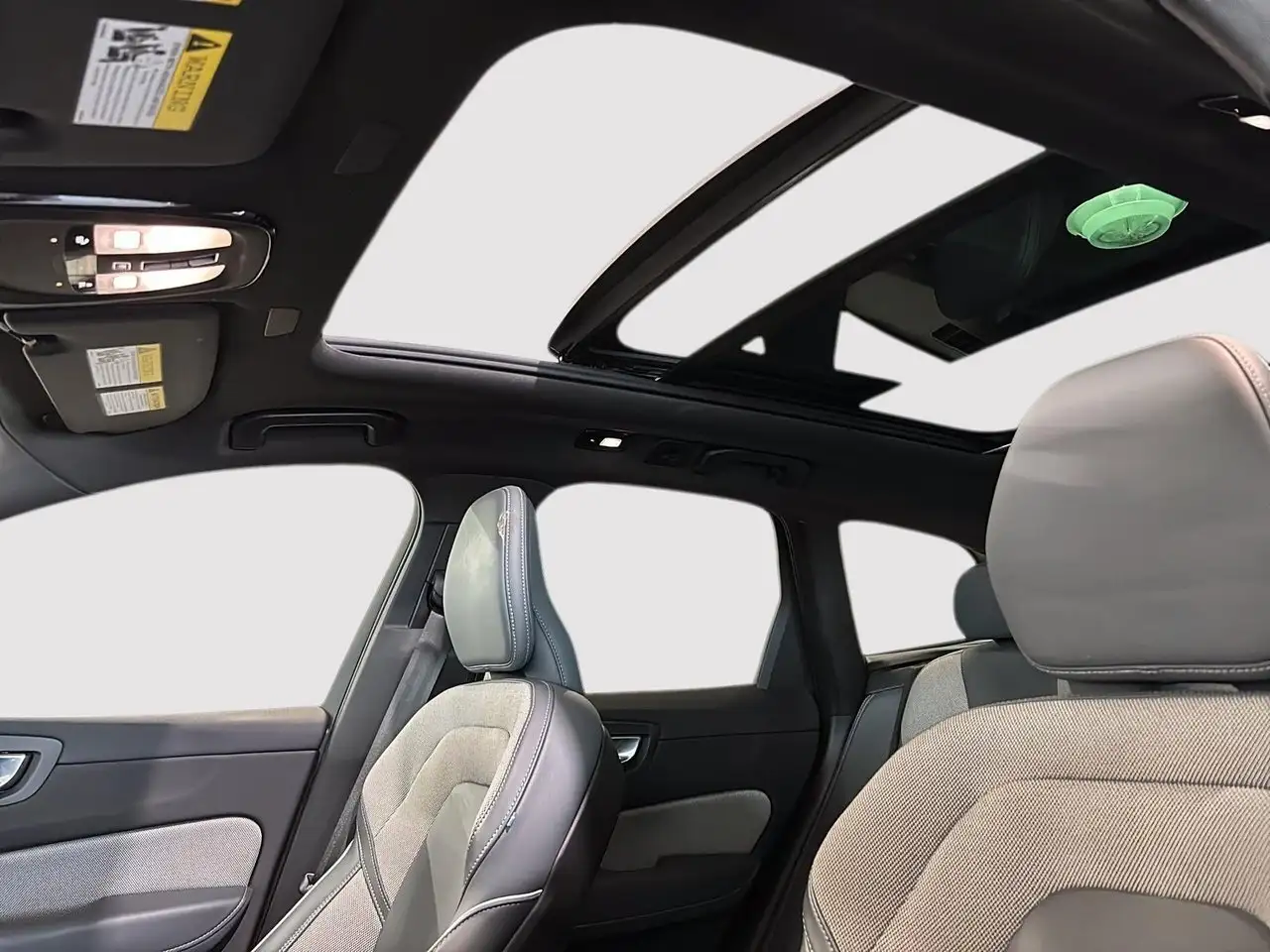 Volvo XC60 снимка Volvo XC60