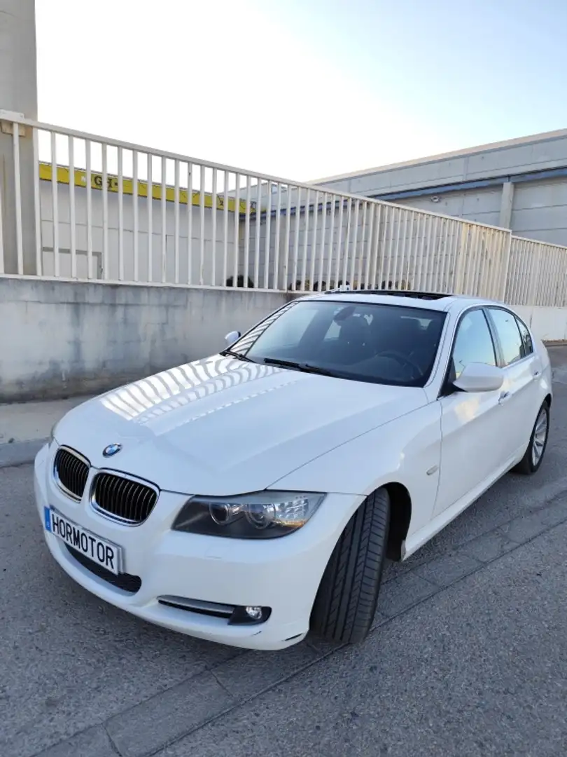 BMW 335 335dA Touring Blanc - 1