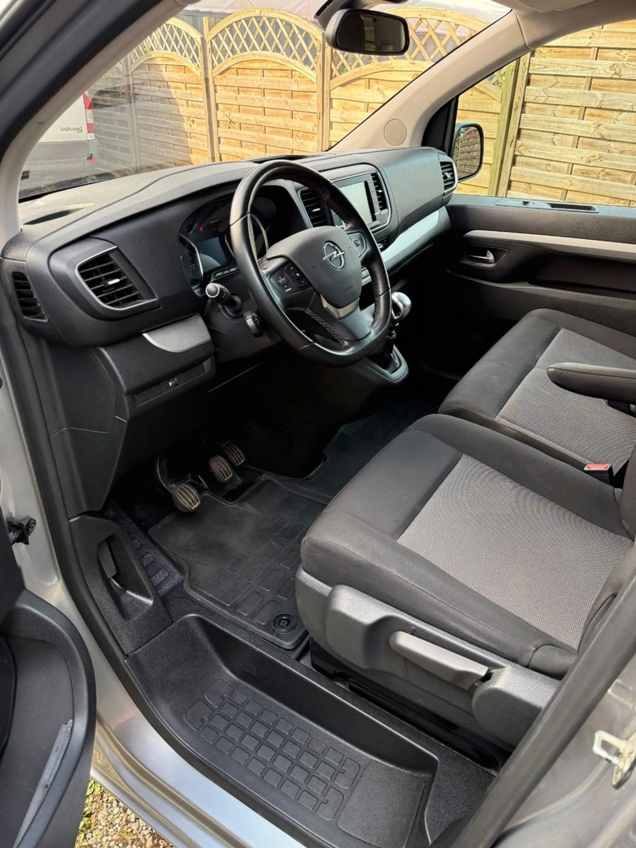 Opel Zafira Life 2.0 150 PS Selection L *9-SITZER*1HD — photo 11