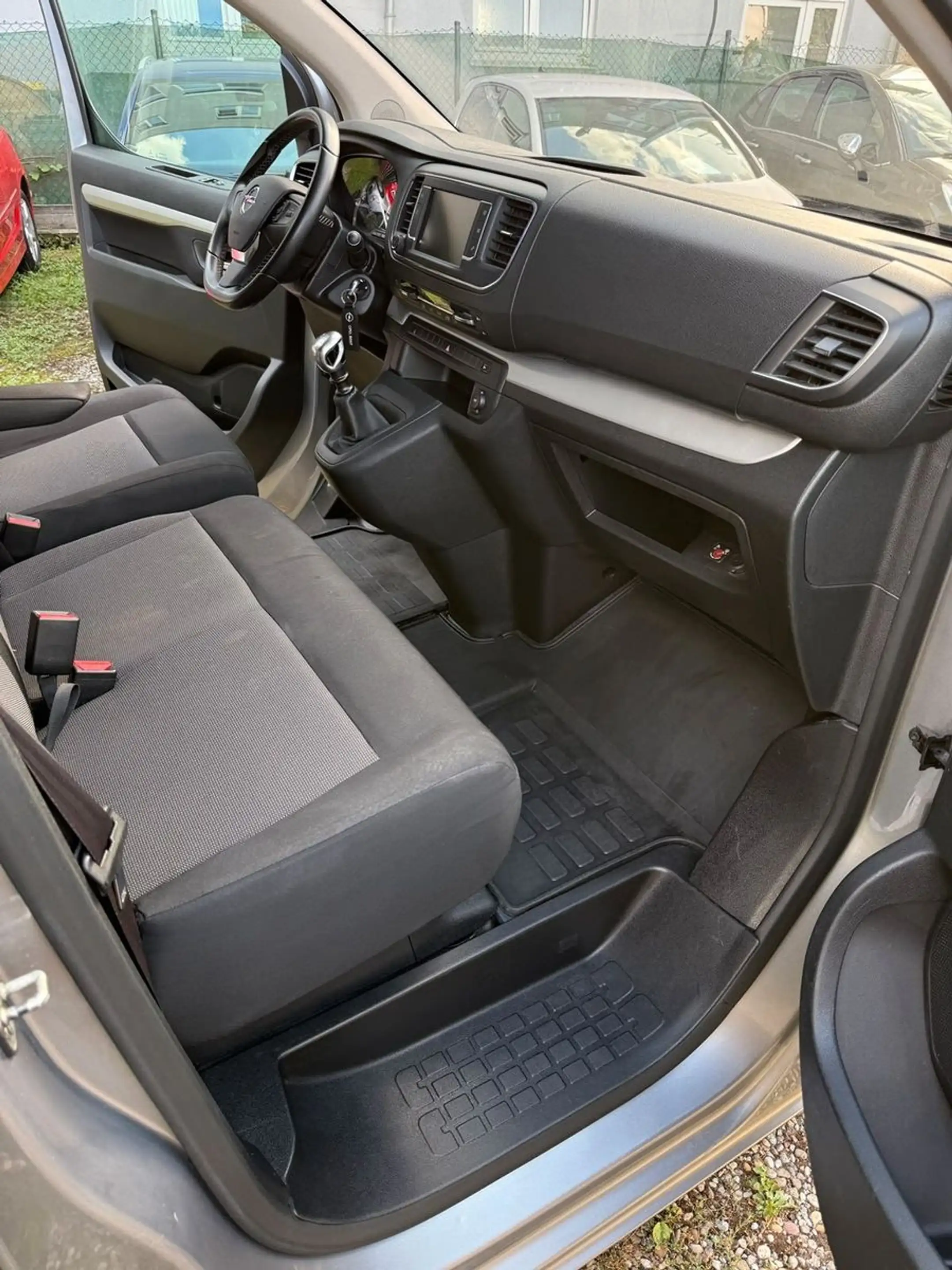 Opel Zafira Life 2.0 150 PS Selection L *9-SITZER*1HD — photo 15