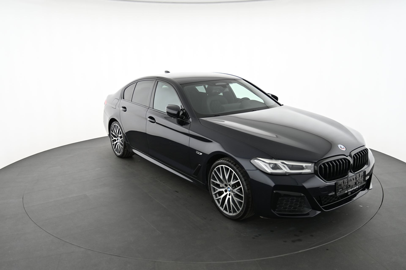 BMW 545 - 545 e xDrive M Sport Aut. — photo 10