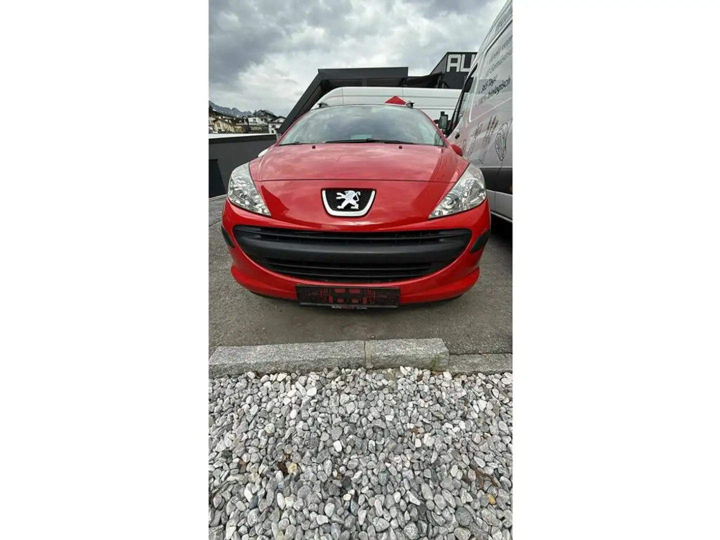 Peugeot 207 Trendy Rot - 1