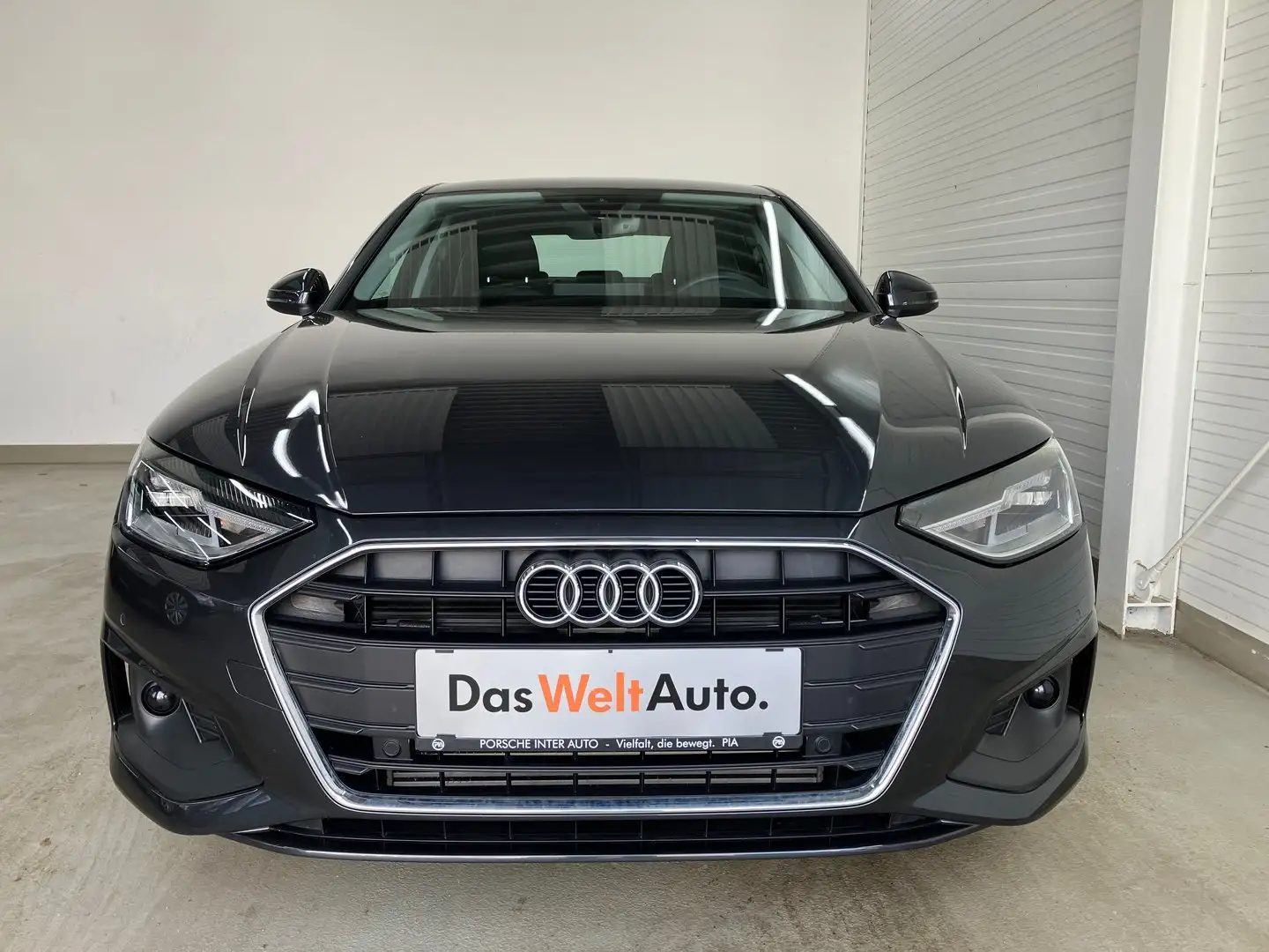 Audi A4 Limousine 35 TFSI Grau - 2