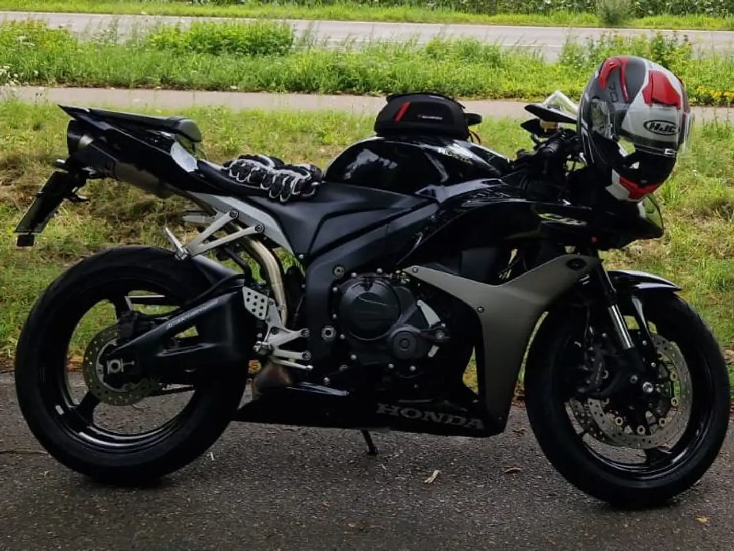 Honda CBR 600 RR Noir - 2