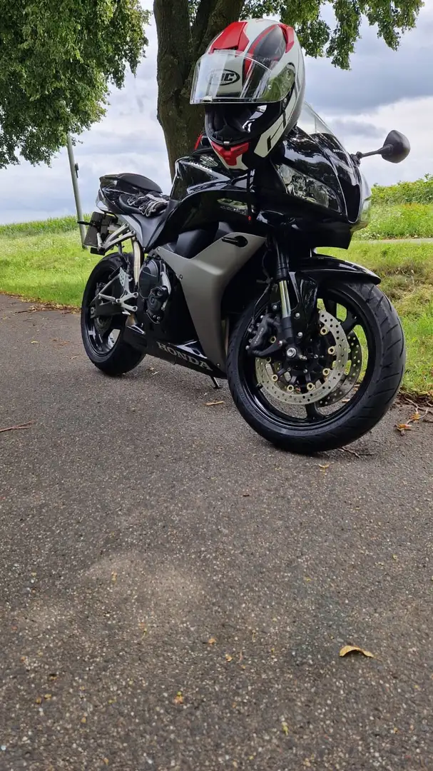 Honda CBR 600 RR Noir - 1
