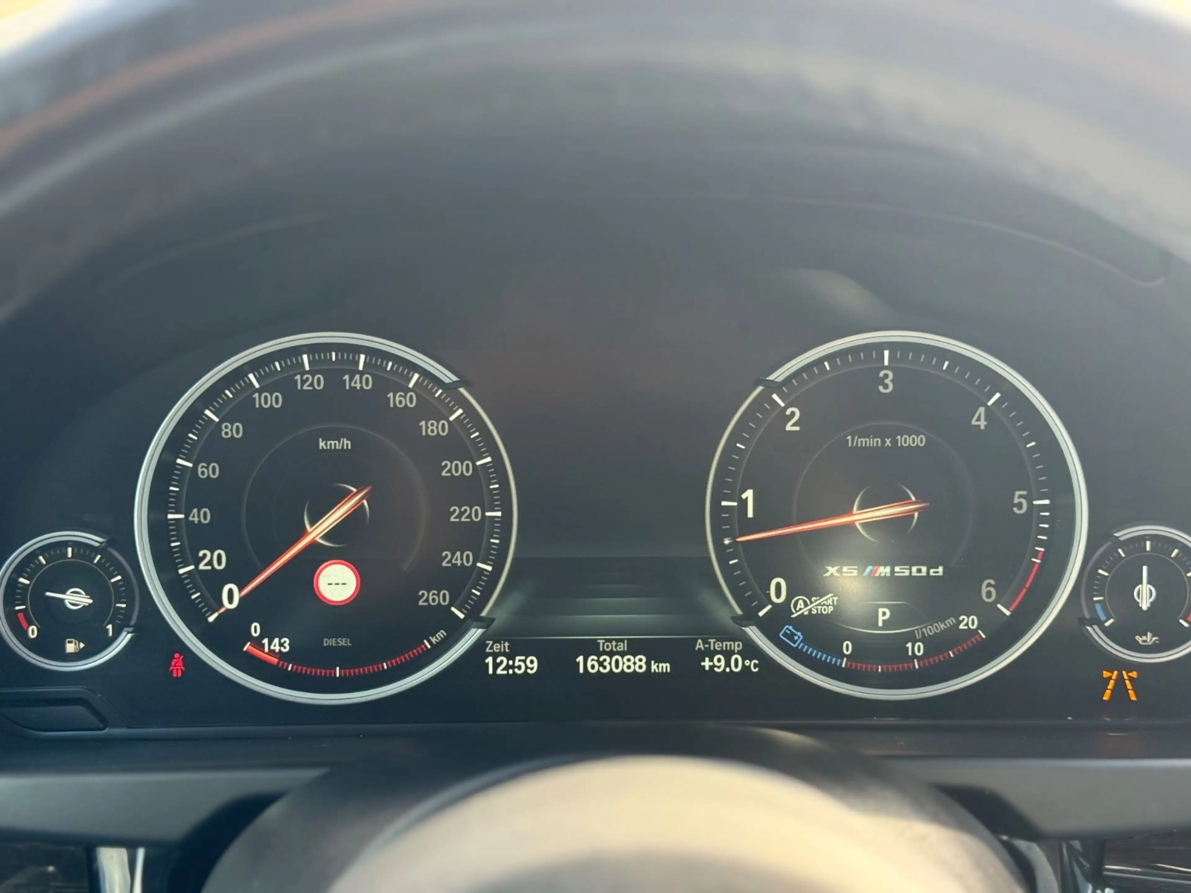 BMW X5 M50d PANO-ACC-HUD-SOFT-H&K-LED-360KAM-STNDHZG — photo 21